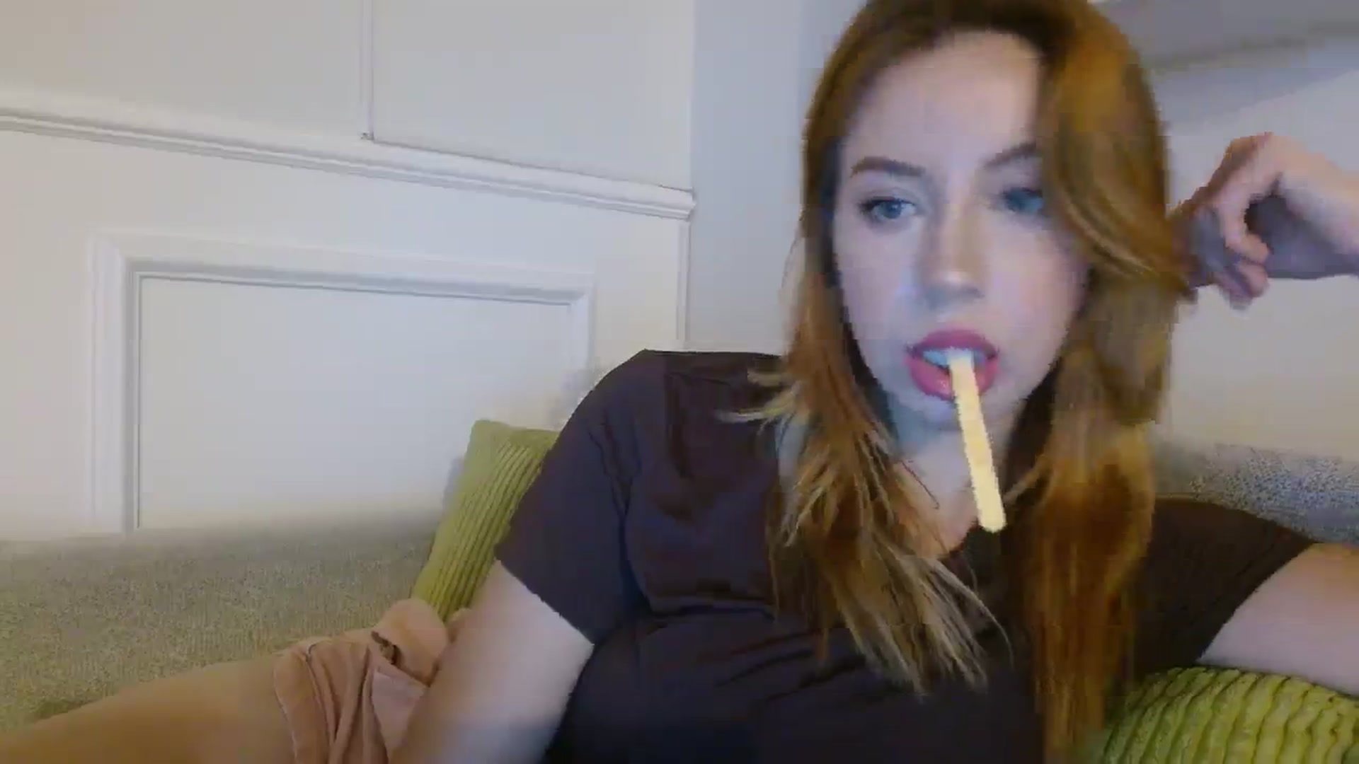Gallery image thumbnail from SamIvery's myfreecams stream on, 09/20/2023, 06:07 image 14 of 20