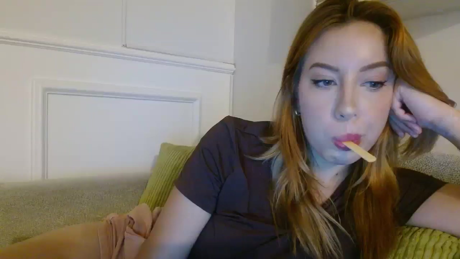 Gallery image thumbnail from SamIvery's myfreecams stream on, 09/20/2023, 06:07 image 16 of 20