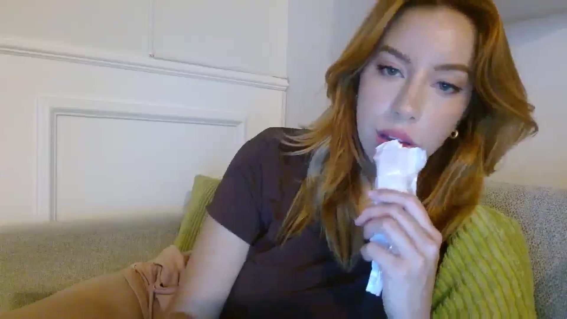Gallery image thumbnail from SamIvery's myfreecams stream on, 09/20/2023, 06:07 image 6 of 20