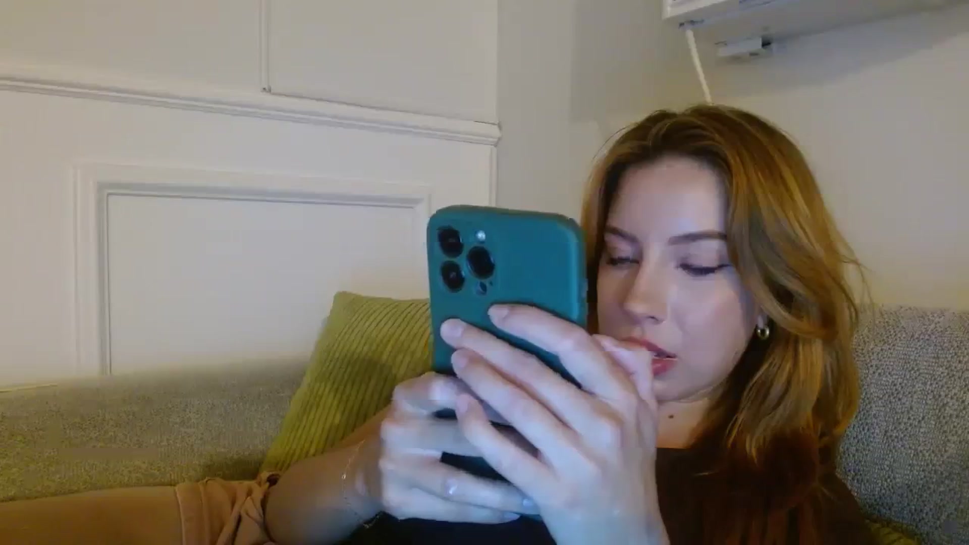 Gallery image thumbnail from SamIvery's myfreecams stream on, 09/20/2023, 06:40 image 14 of 20
