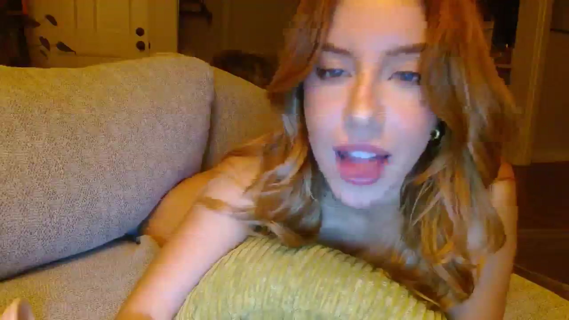 Gallery image thumbnail from SamIvery's myfreecams stream on, 09/28/2023, 07:53 image 7 of 20