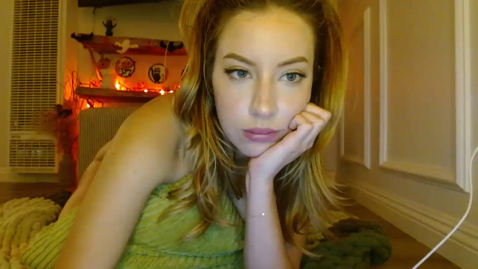 Gallery image thumbnail from SamIvery's myfreecams stream on, 10/23/2023, 06:59 image 3 of 20