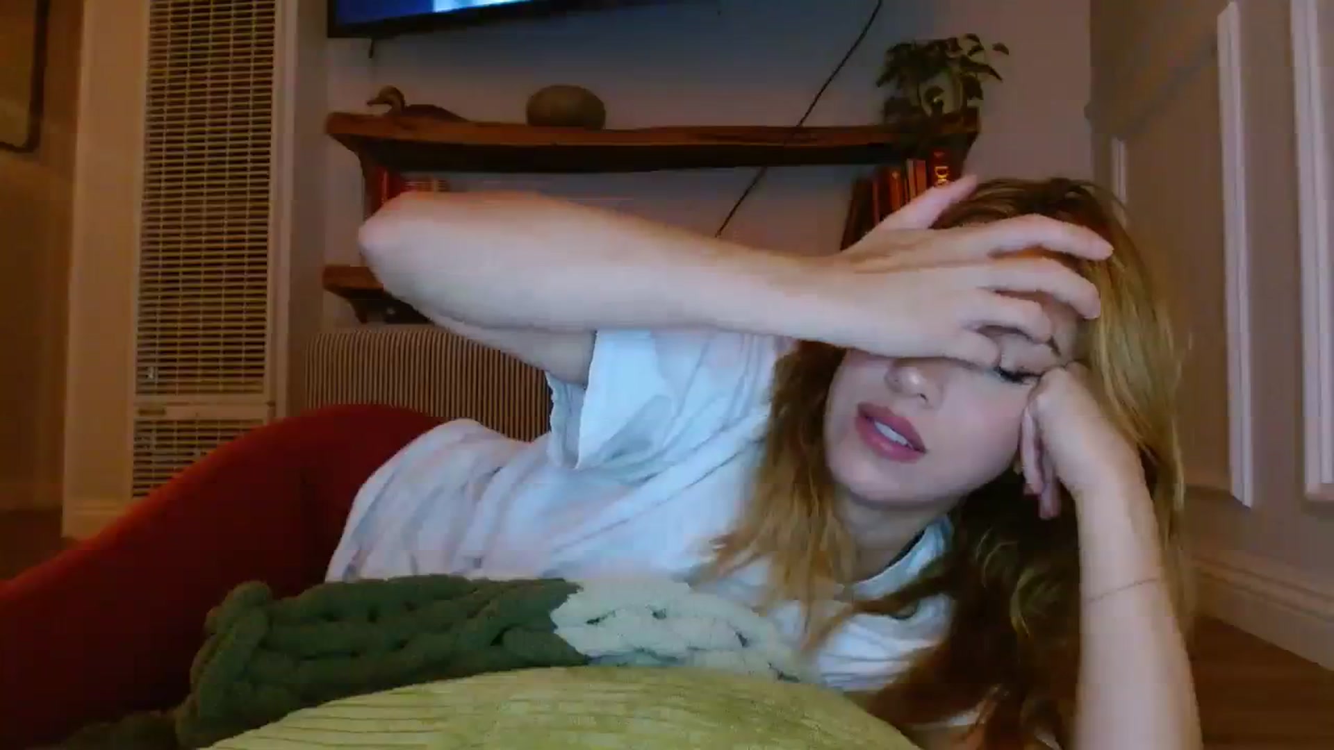 Gallery image thumbnail from SamIvery's myfreecams stream on, 11/09/2023, 07:28 image 10 of 20