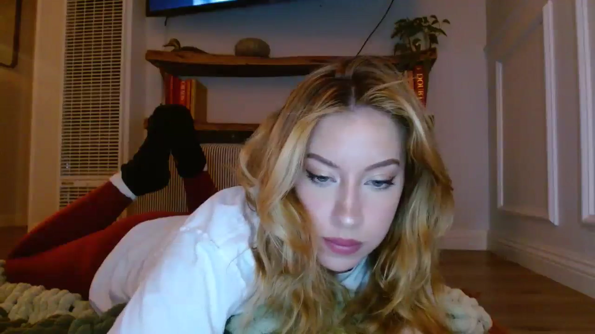 Gallery image thumbnail from SamIvery's myfreecams stream on, 11/09/2023, 07:28 image 5 of 20