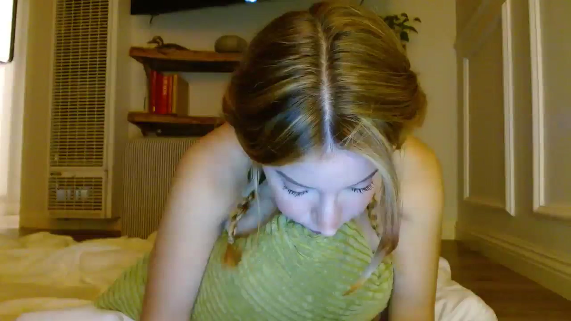 Gallery image thumbnail from SamIvery's myfreecams stream on, 11/13/2023, 05:54 image 20 of 20