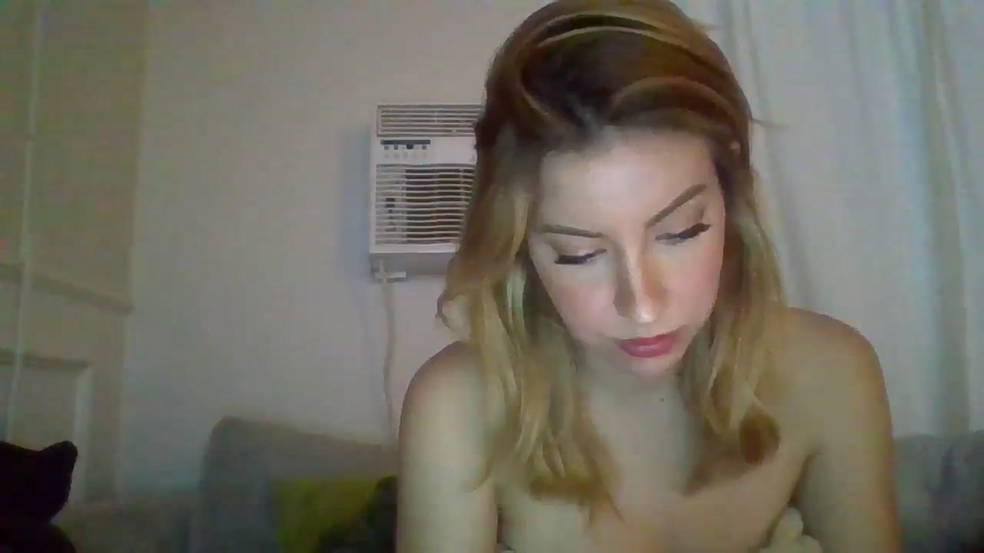 Gallery image thumbnail from SamIvery's myfreecams stream on, 01/26/2024, 06:04 image 3 of 20