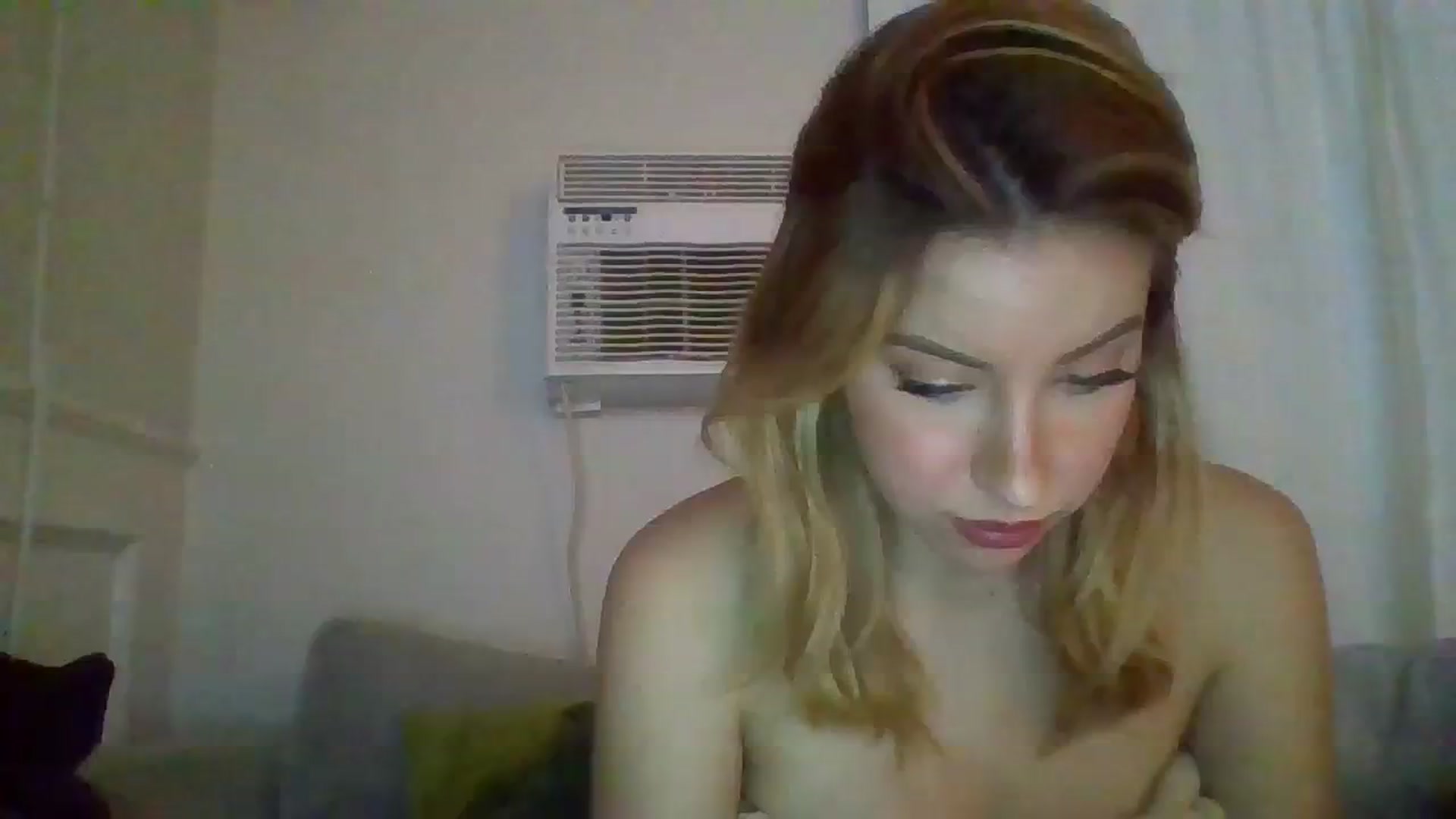 Gallery image thumbnail from SamIvery's myfreecams stream on, 01/26/2024, 06:04 image 1 of 20