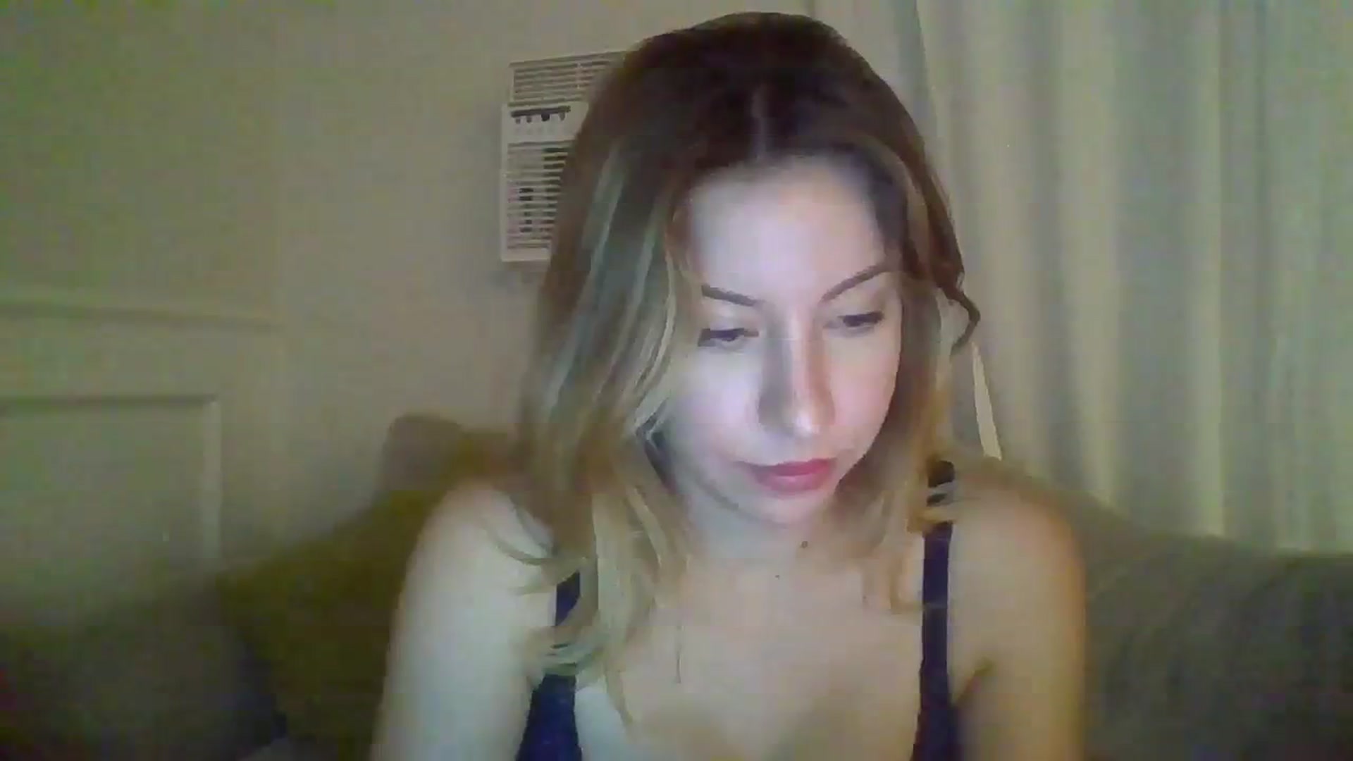 Gallery image thumbnail from SamIvery's myfreecams stream on, 03/04/2024, 06:55 image 20 of 20