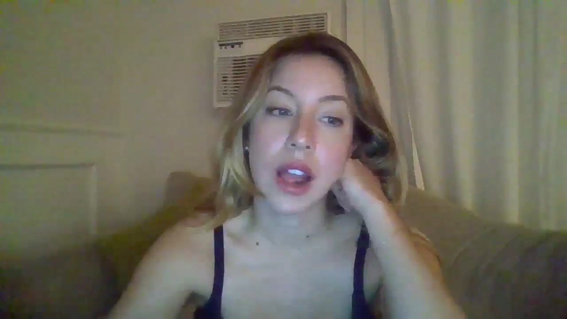 Gallery image thumbnail from SamIvery's myfreecams stream on, 03/04/2024, 06:55 image 13 of 20