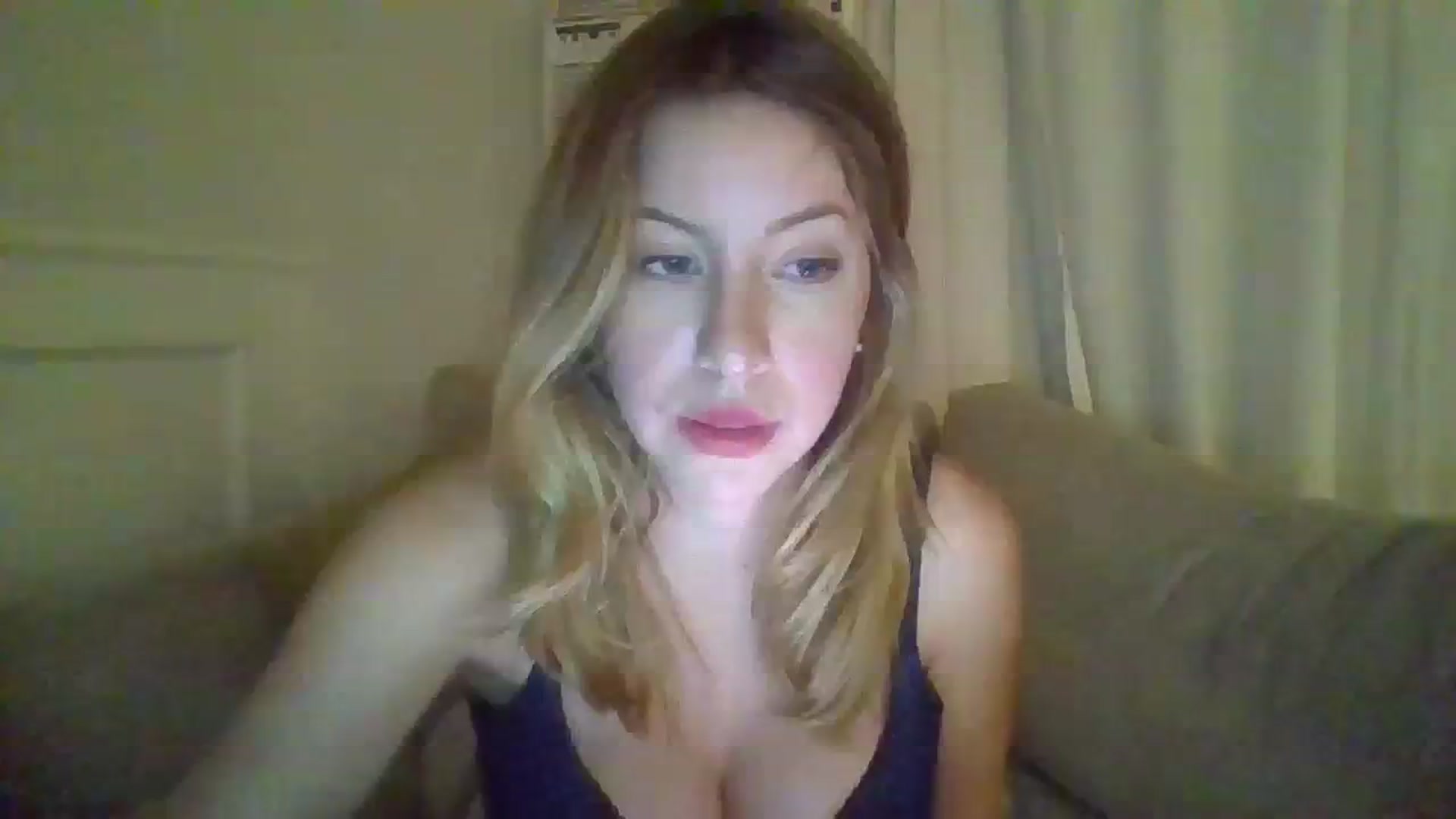Gallery image thumbnail from SamIvery's myfreecams stream on, 03/04/2024, 06:55 image 2 of 20