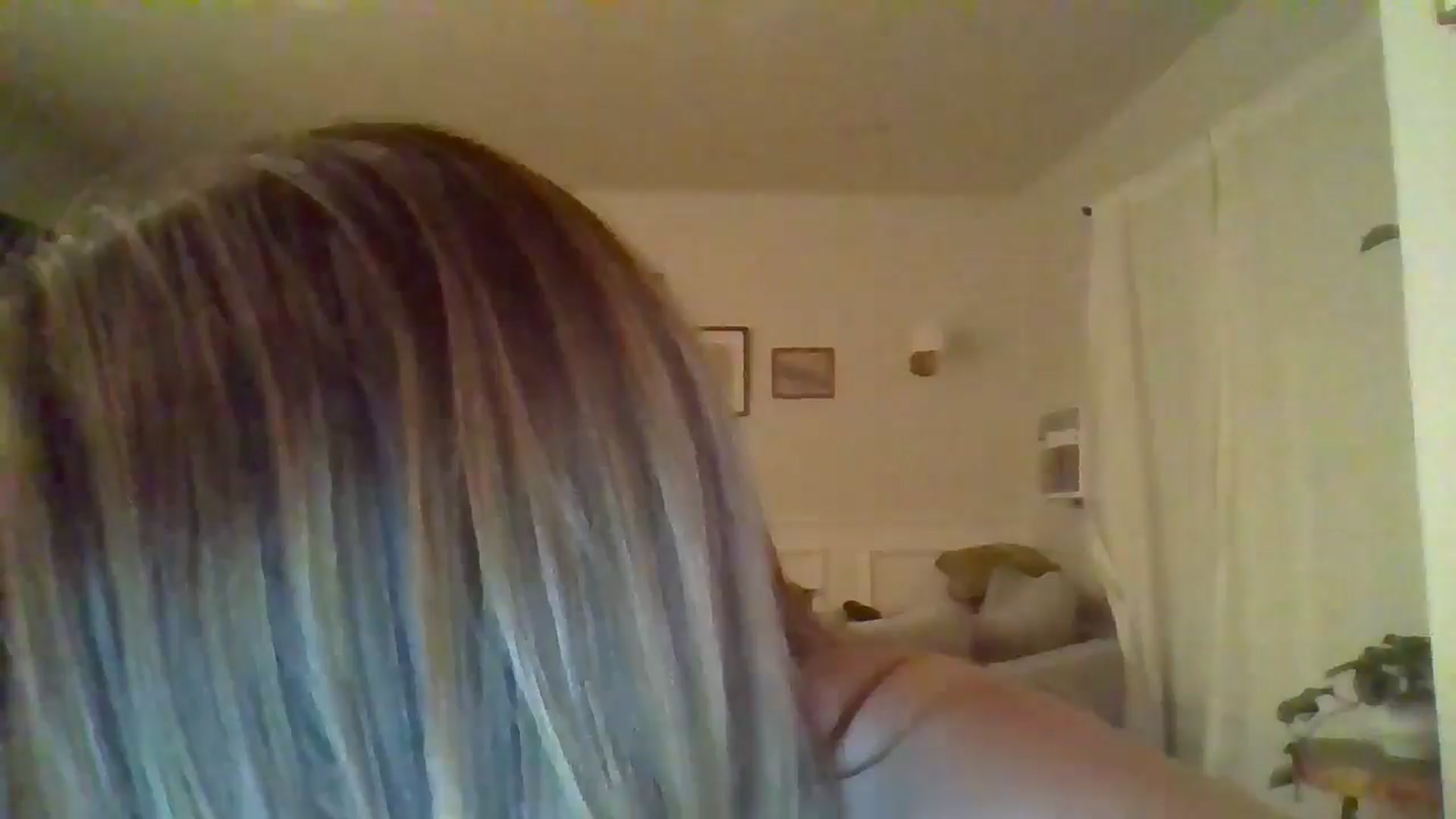 Gallery image thumbnail from SamIvery's myfreecams stream on, 04/25/2024, 06:20 image 18 of 20