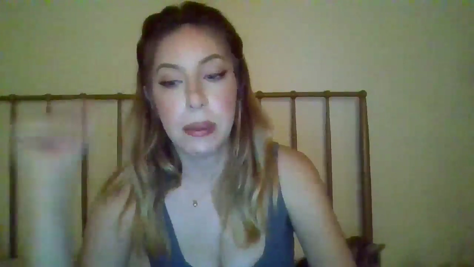Gallery image thumbnail from SamIvery's myfreecams stream on, 05/03/2024, 04:31 image 13 of 20