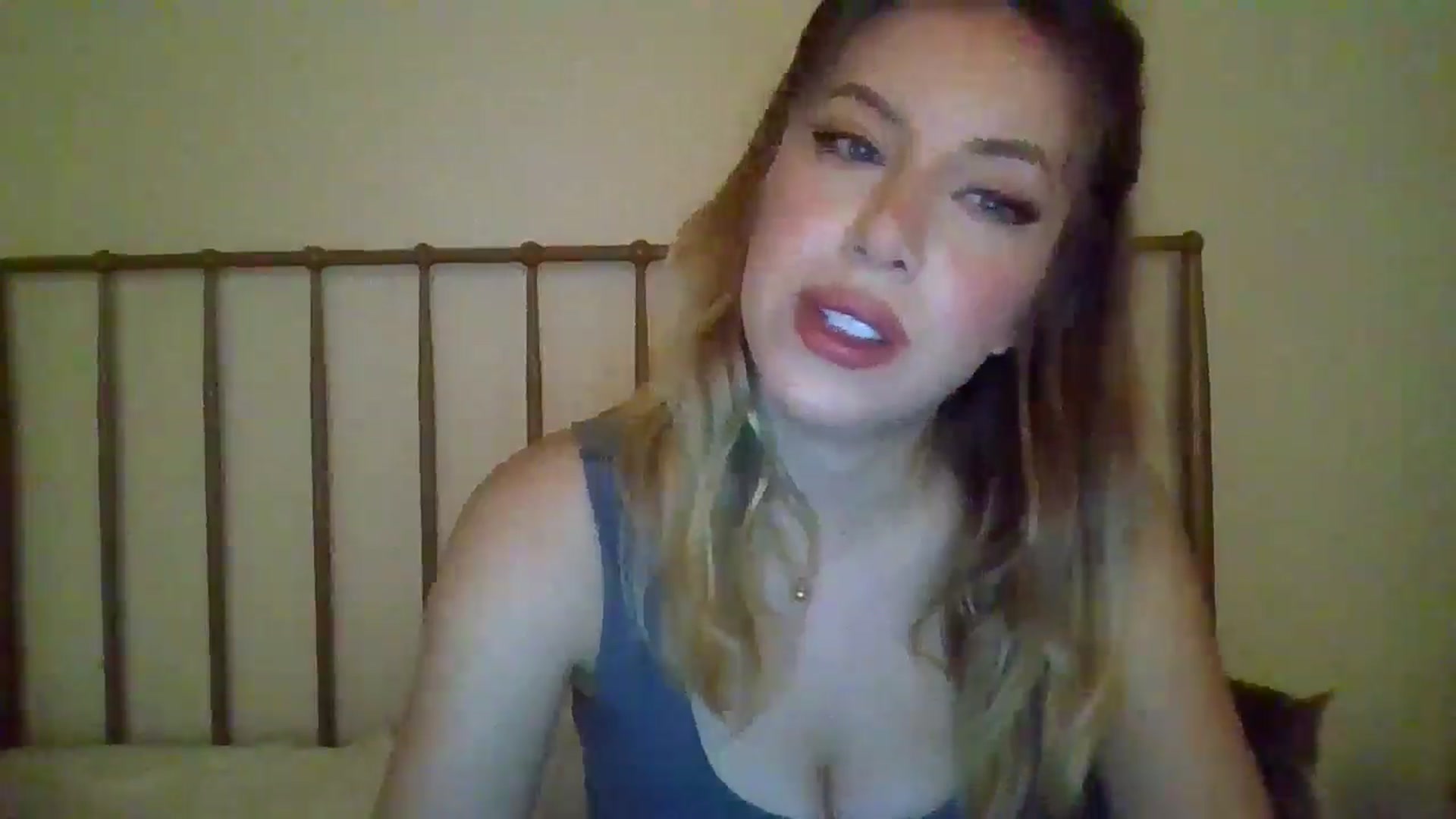 Gallery image thumbnail from SamIvery's myfreecams stream on, 05/03/2024, 04:31 image 2 of 20