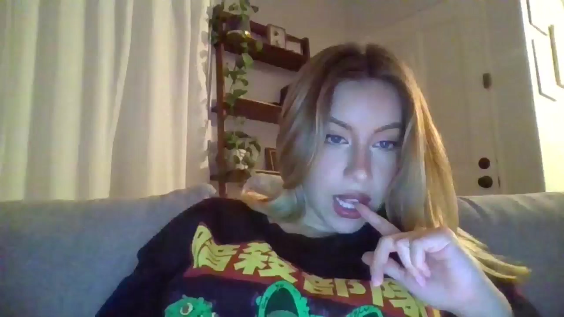 Gallery image thumbnail from SamIvery's myfreecams stream on, 05/07/2024, 04:11 image 1 of 20
