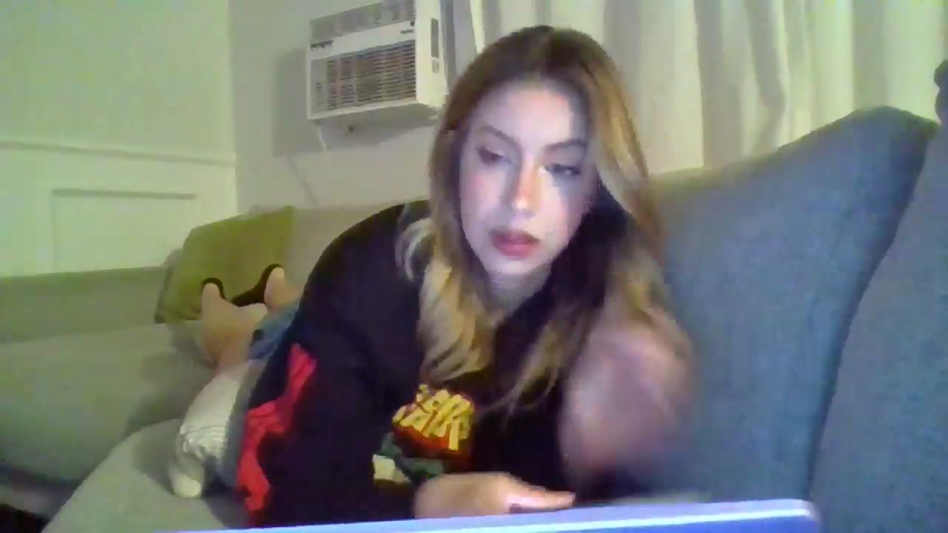 Gallery image thumbnail from SamIvery's myfreecams stream on, 05/07/2024, 04:11 image 7 of 20