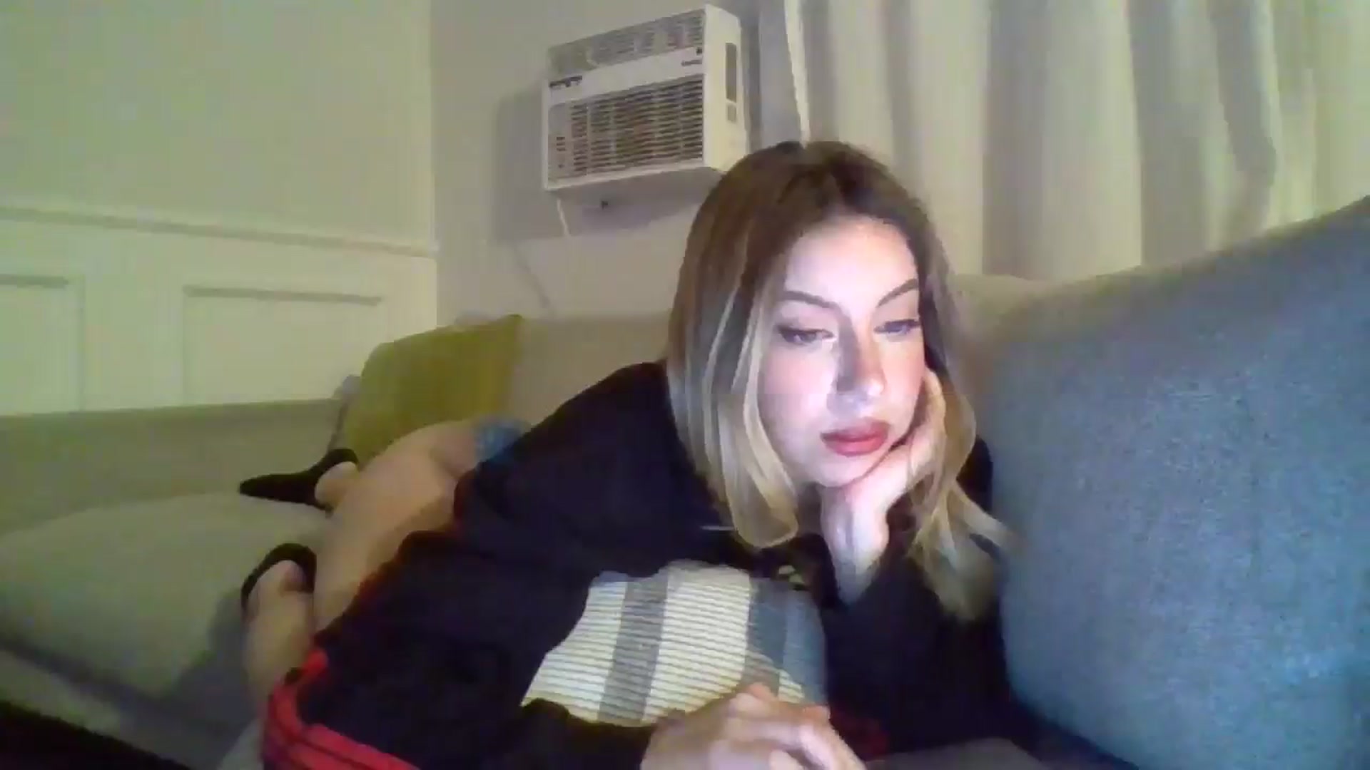 Gallery image thumbnail from SamIvery's myfreecams stream on, 05/07/2024, 04:11 image 9 of 20