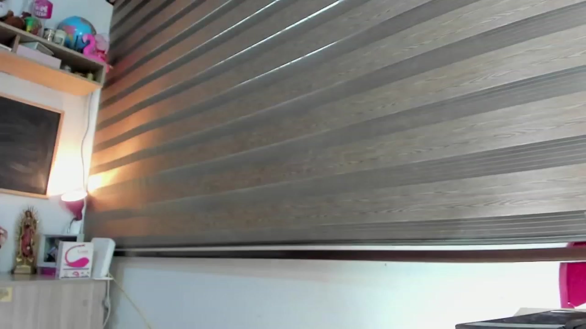 Gallery image thumbnail from Sam_Smiths's myfreecams stream on, 11/14/2022, 20:57 image 9 of 20