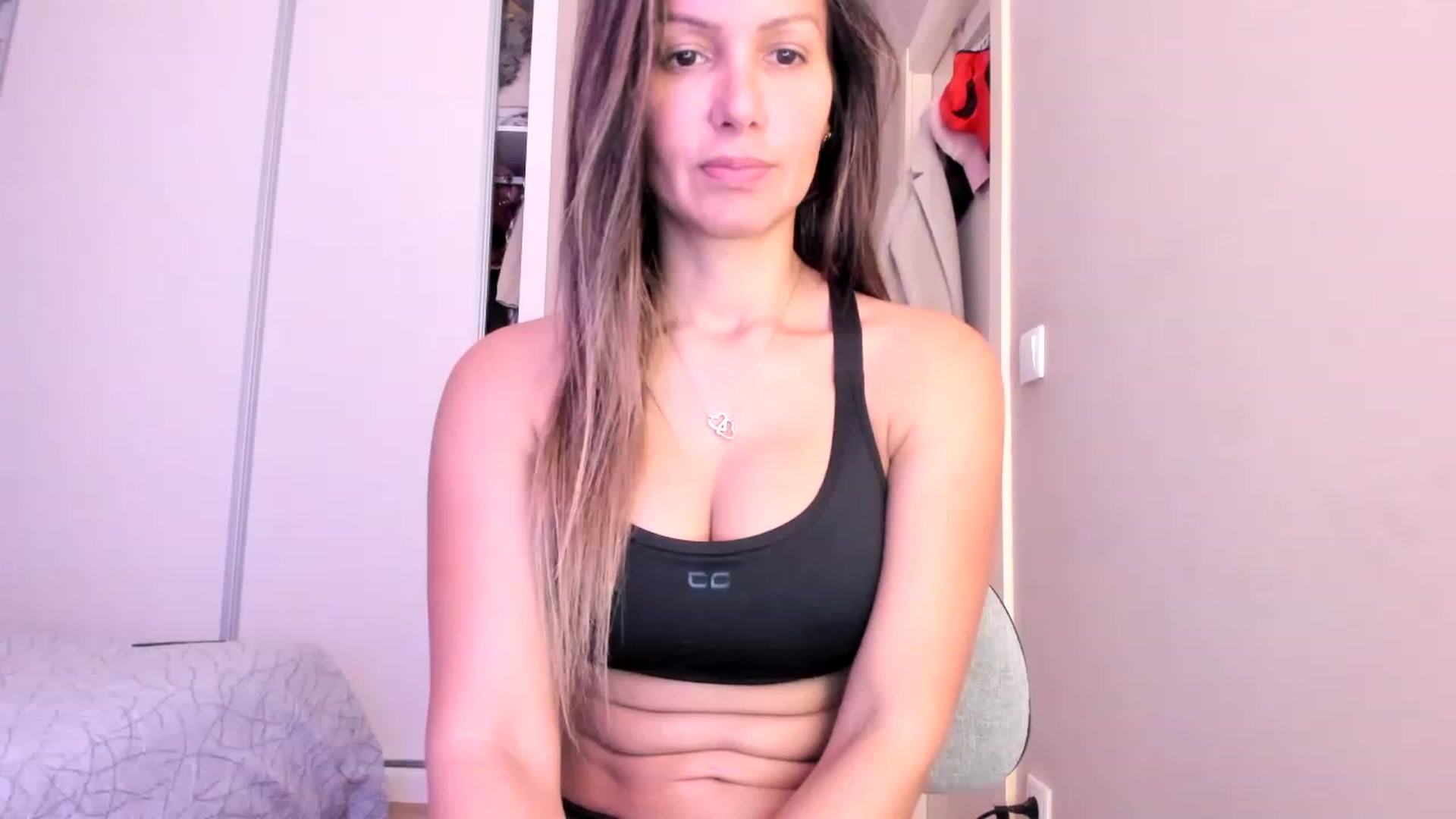 Gallery image thumbnail from SamantaRendon's myfreecams stream on, 12/01/2022, 10:22 image 12 of 20
