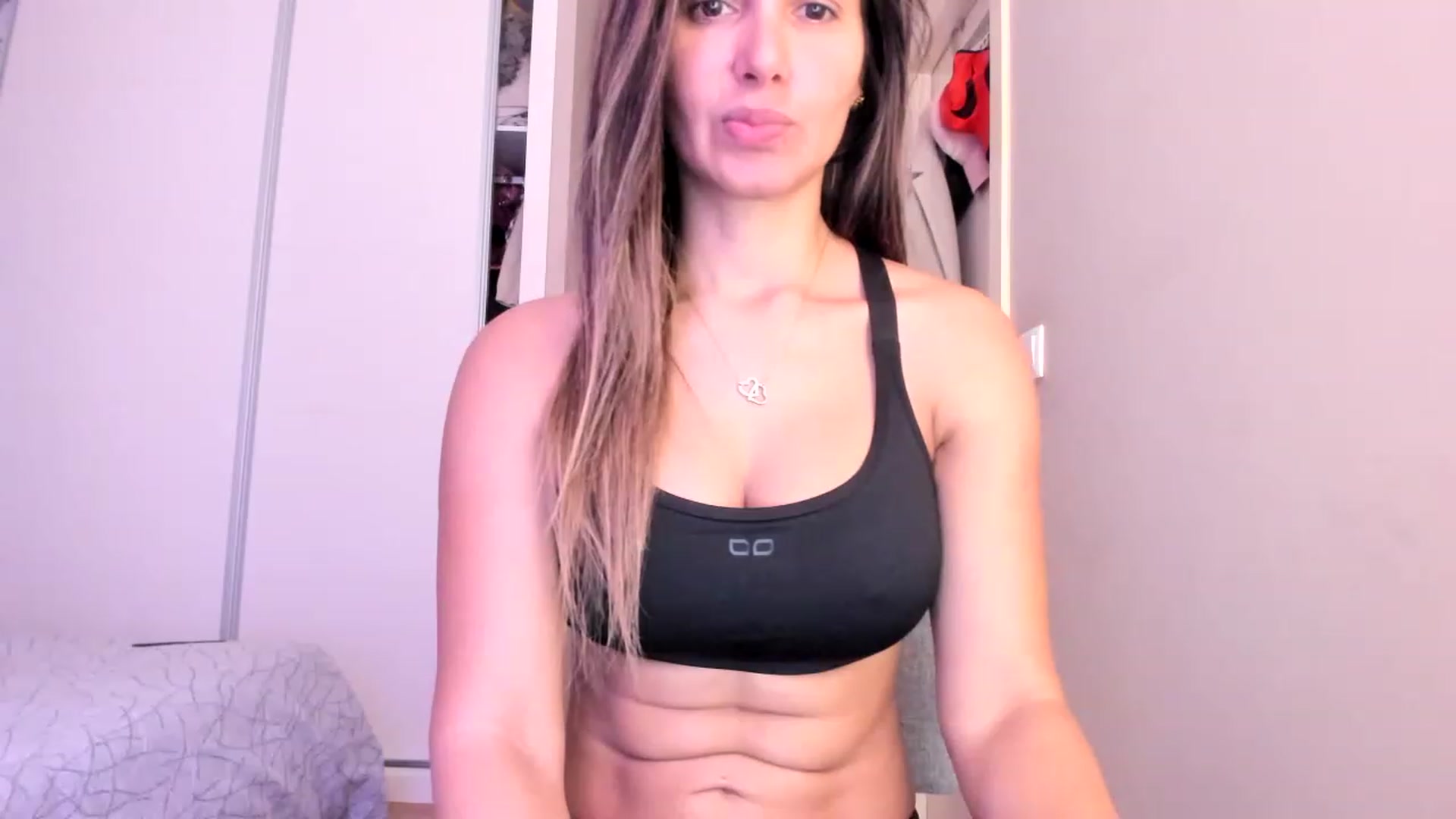 Gallery image thumbnail from SamantaRendon's myfreecams stream on, 12/01/2022, 10:22 image 7 of 20