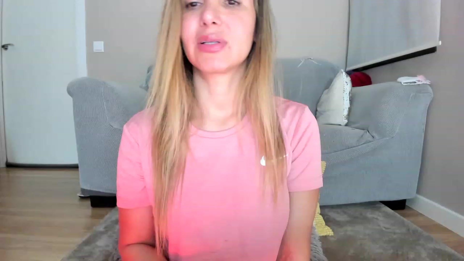 Gallery image thumbnail from SamantaRendon's myfreecams stream on, 03/01/2023, 23:52 image 5 of 20