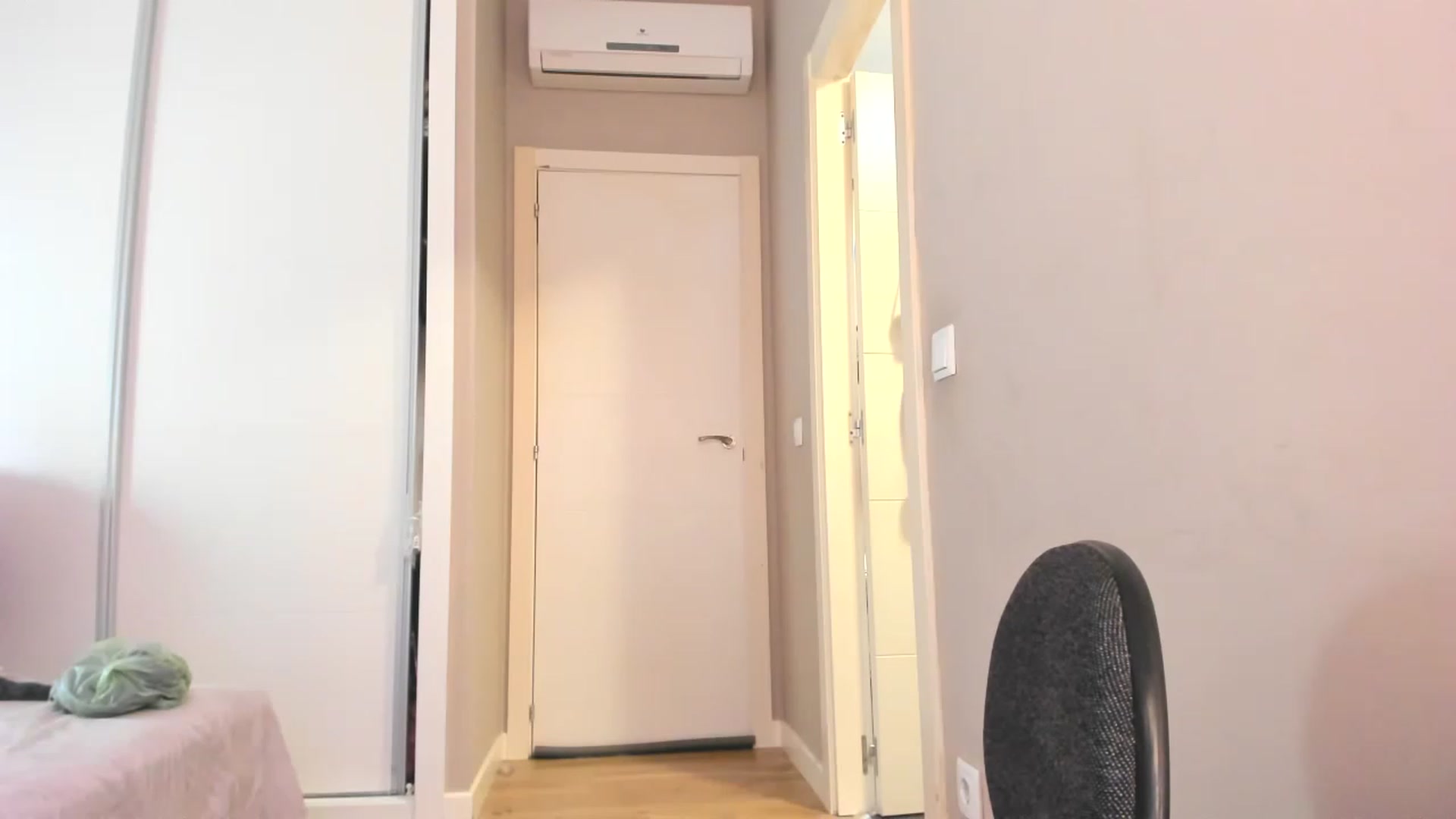 Gallery image thumbnail from SamantaRendon's myfreecams stream on, 06/13/2023, 18:51 image 18 of 20