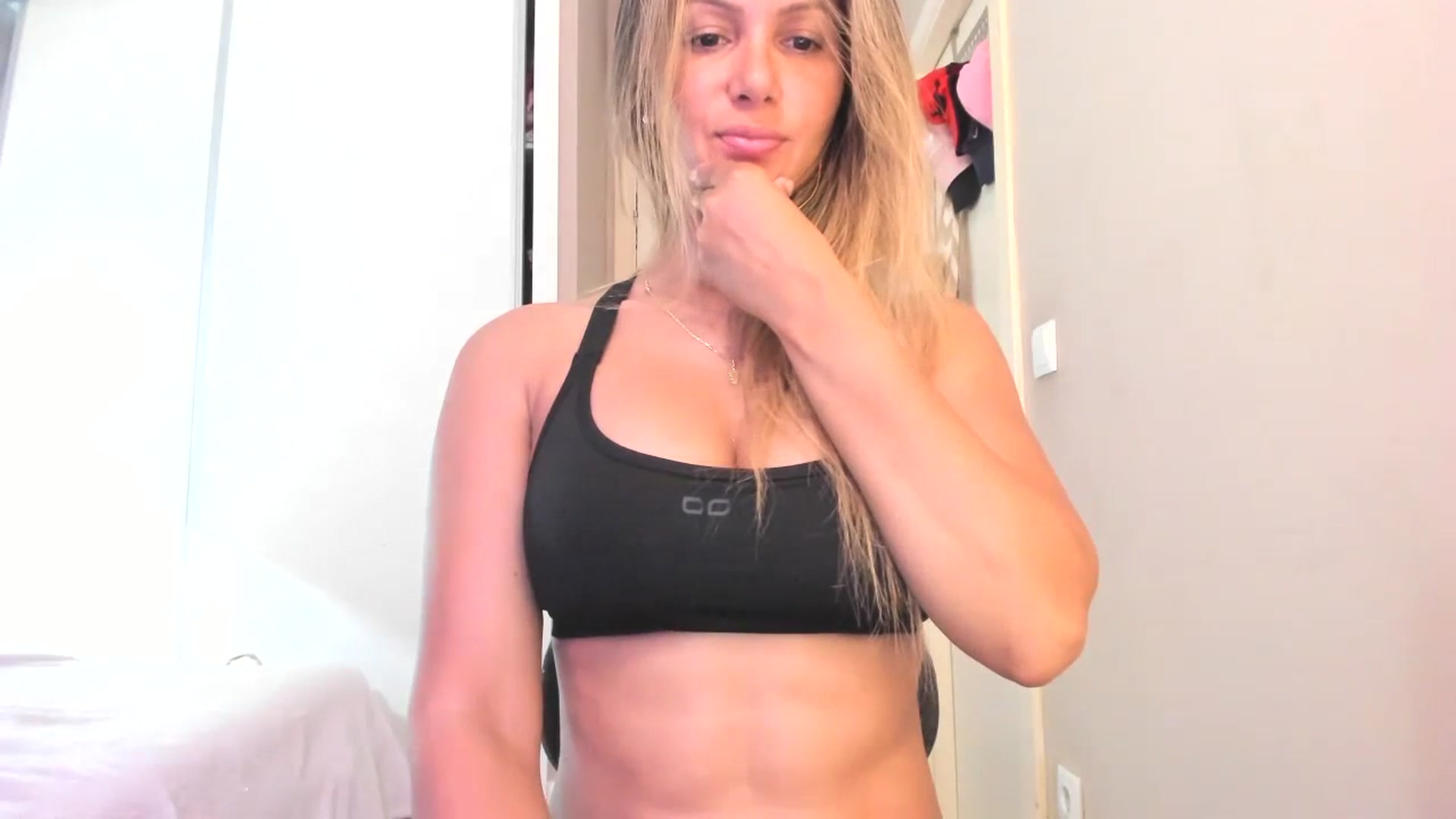 Gallery image thumbnail from SamantaRendon's myfreecams stream on, 06/16/2023, 20:13 image 13 of 20