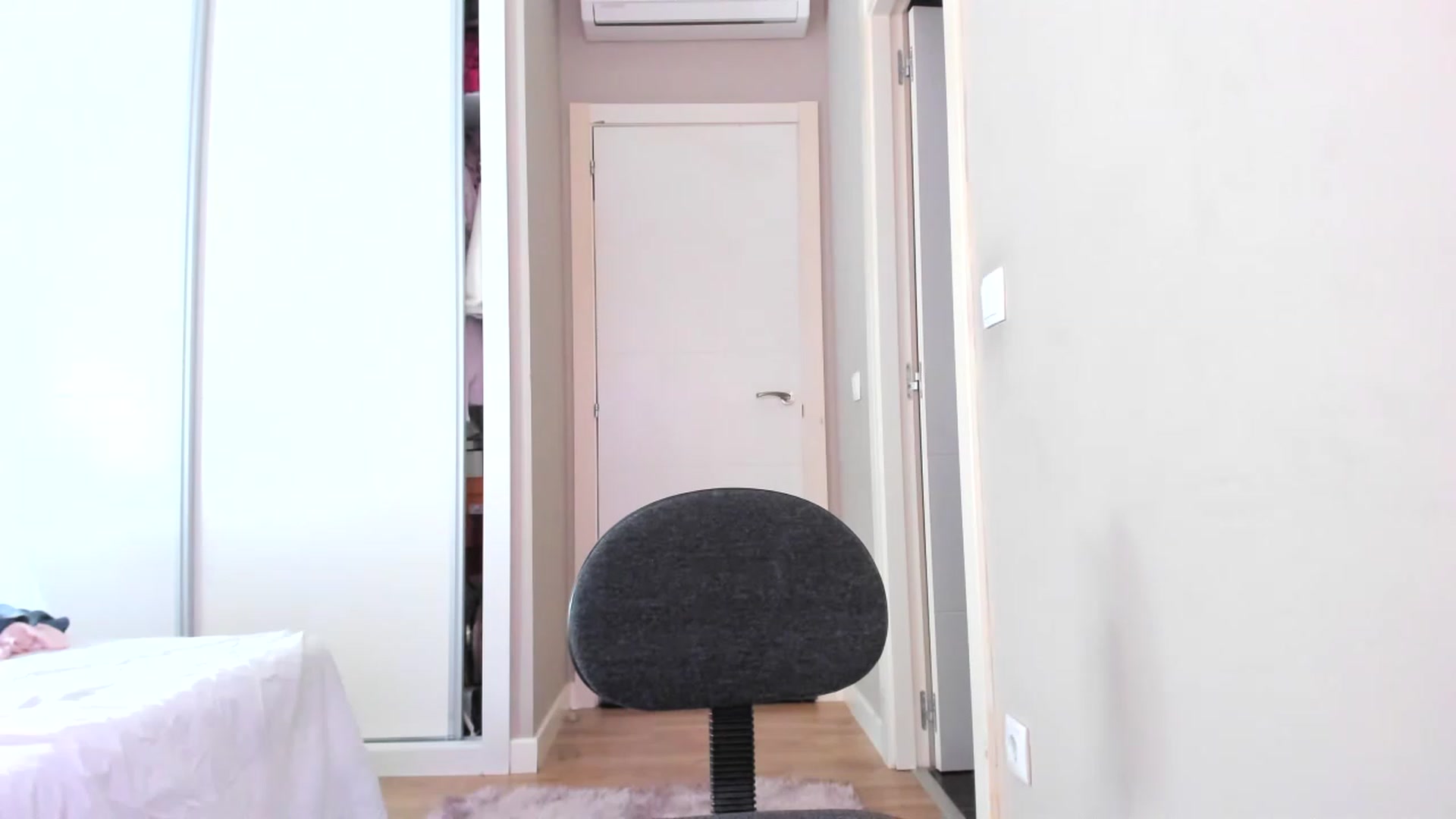 Gallery image thumbnail from SamantaRendon's myfreecams stream on, 06/25/2023, 16:53 image 19 of 20