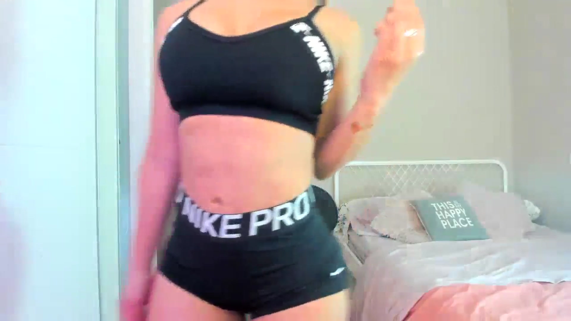 Gallery image thumbnail from SamantaRendon's myfreecams stream on, 12/28/2023, 18:01 image 8 of 20