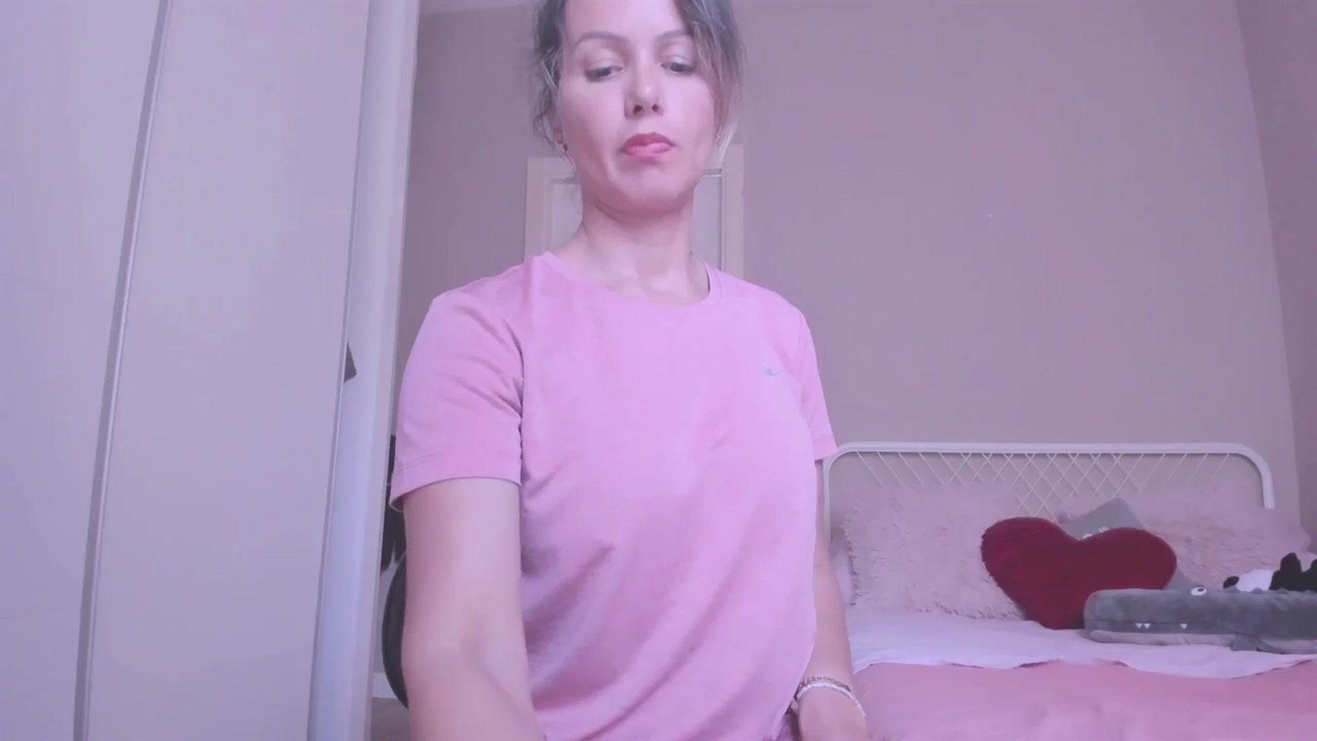 Gallery image thumbnail from SamantaRendon's myfreecams stream on, 05/10/2024, 17:31 image 16 of 20