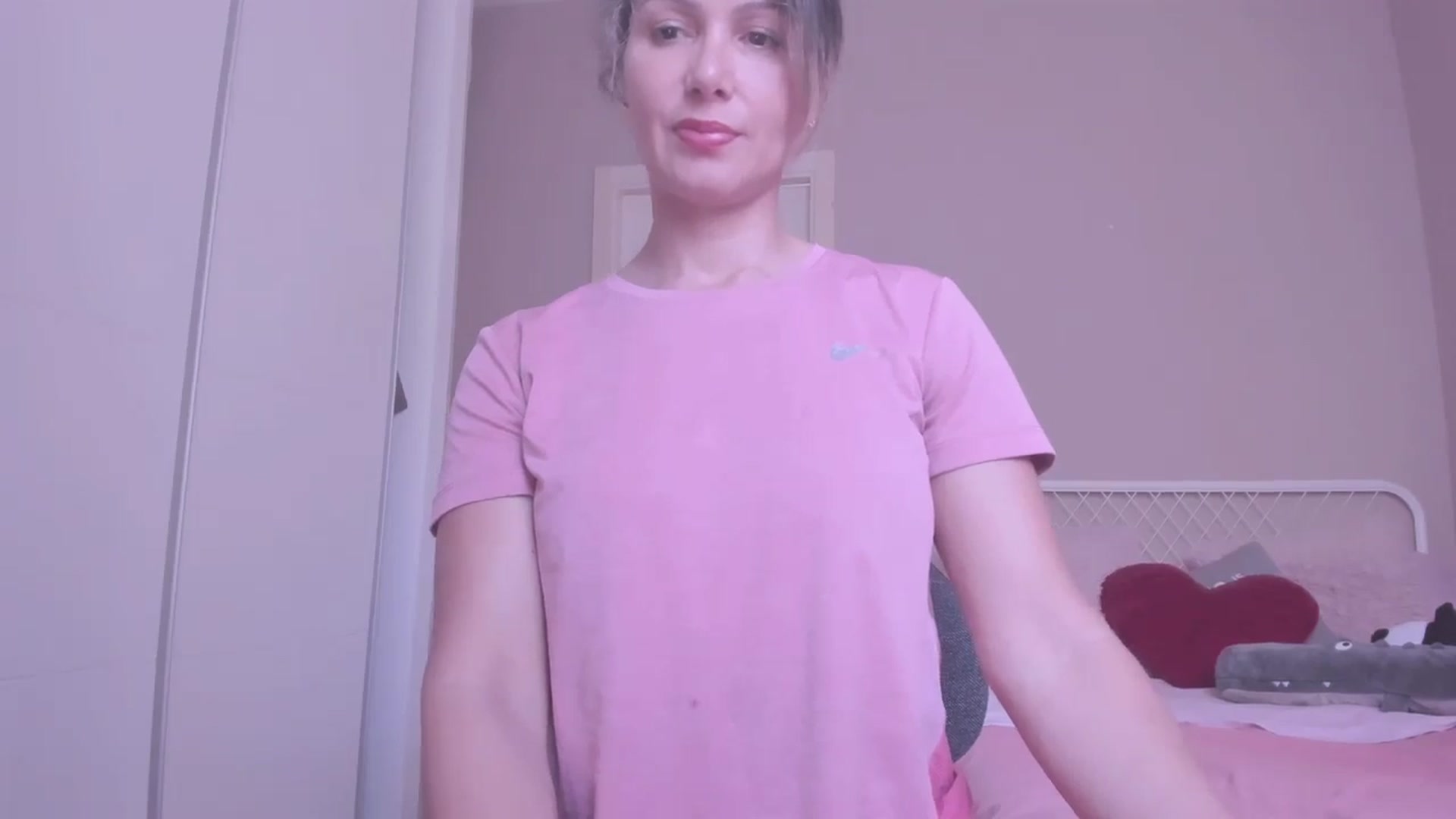 Gallery image thumbnail from SamantaRendon's myfreecams stream on, 05/10/2024, 17:31 image 6 of 20