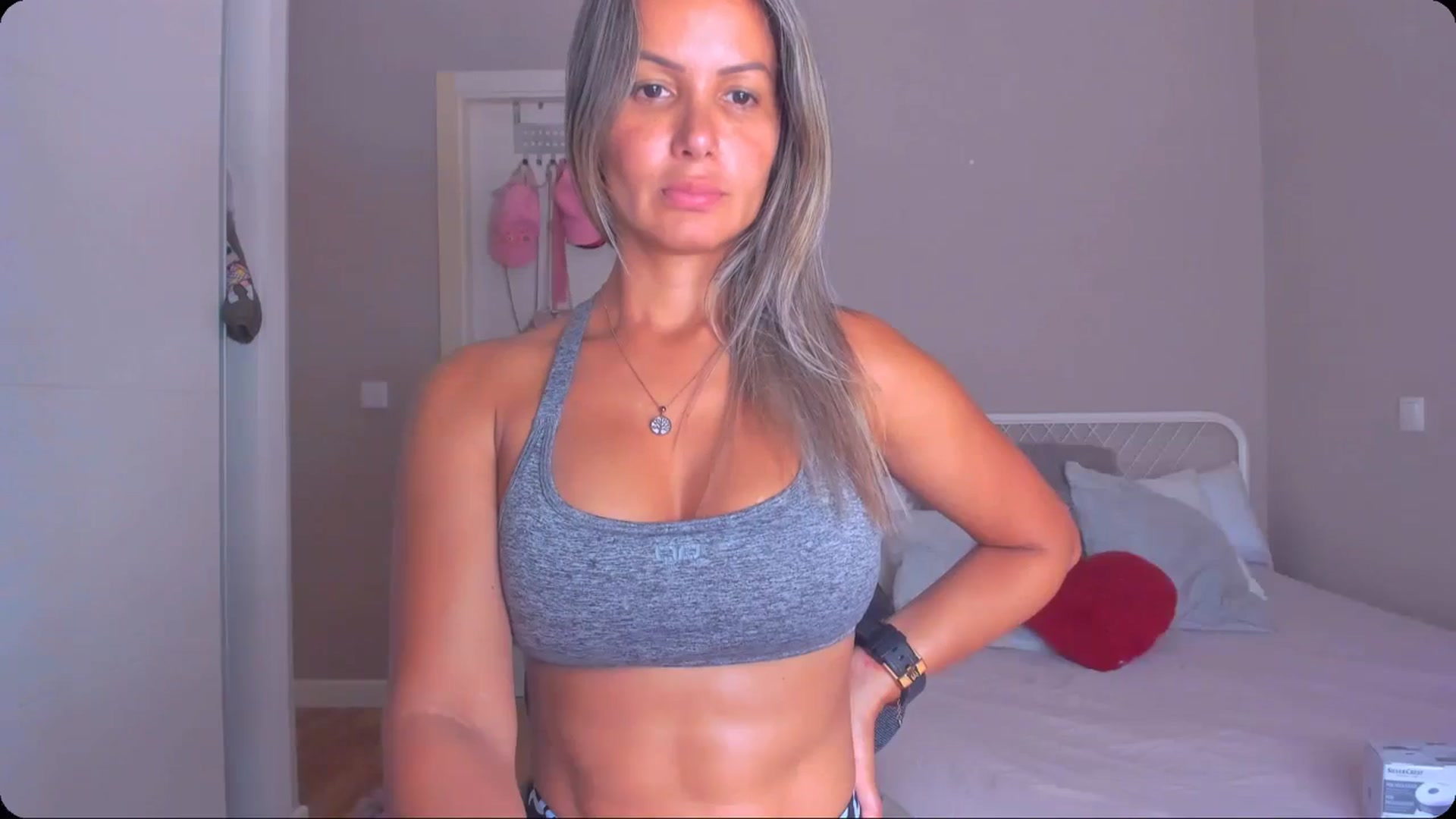 Gallery image thumbnail from SamantaRendon's myfreecams stream on, 09/06/2024, 16:46 image 9 of 20