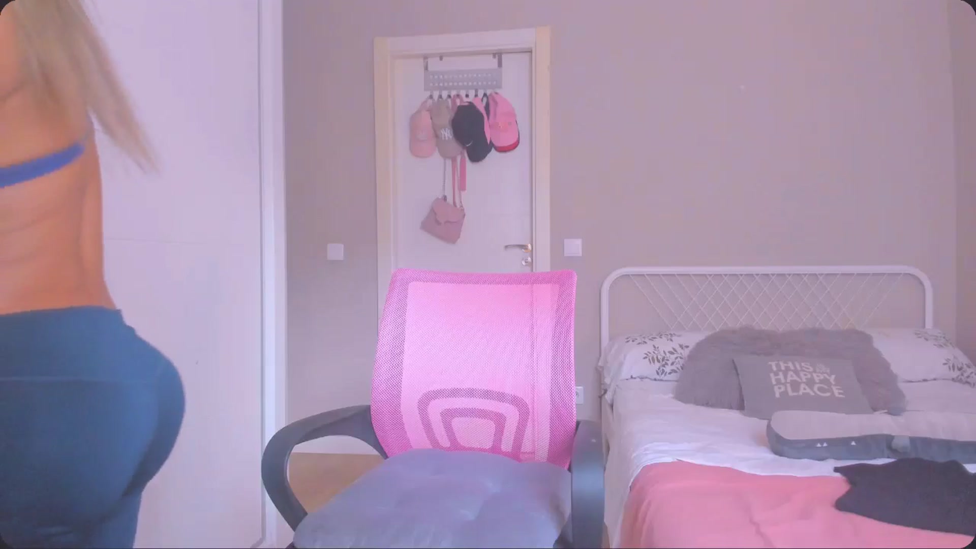 Gallery image thumbnail from SamantaRendon's myfreecams stream on, 11/09/2024, 15:41 image 8 of 20