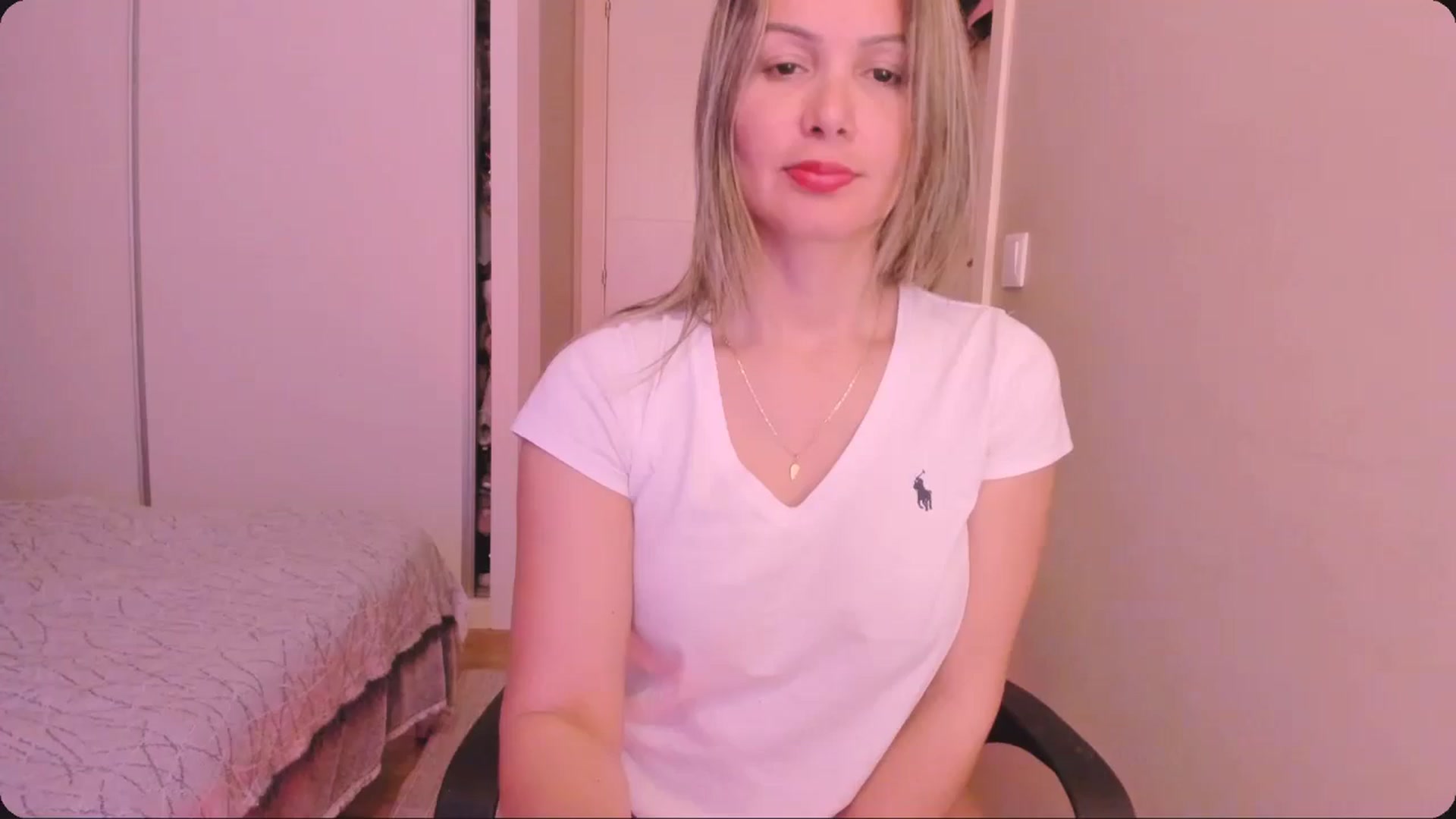 Gallery image thumbnail from SamantaRendon's myfreecams stream on, 02/09/2025, 18:56 image 3 of 20