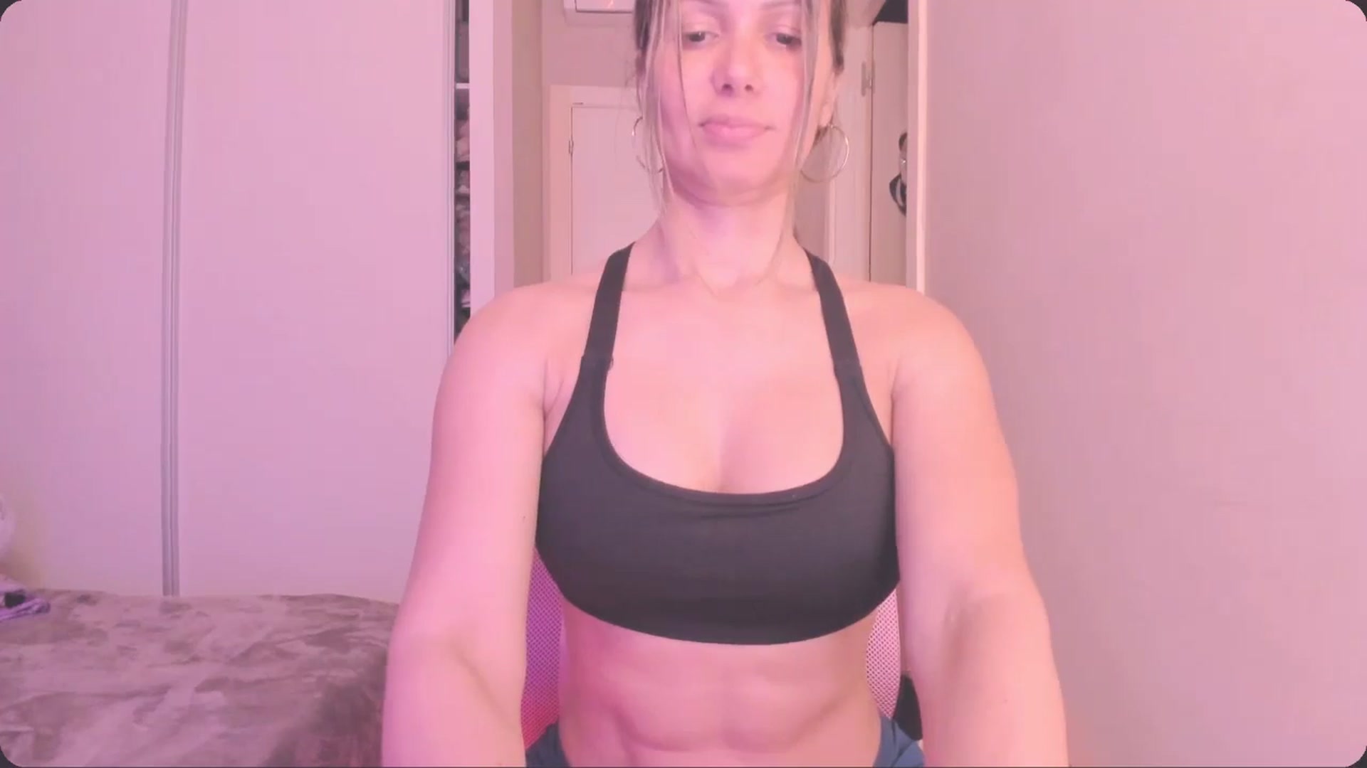 Gallery image thumbnail from SamantaRendon's myfreecams stream on, 03/18/2025, 19:16 image 11 of 20