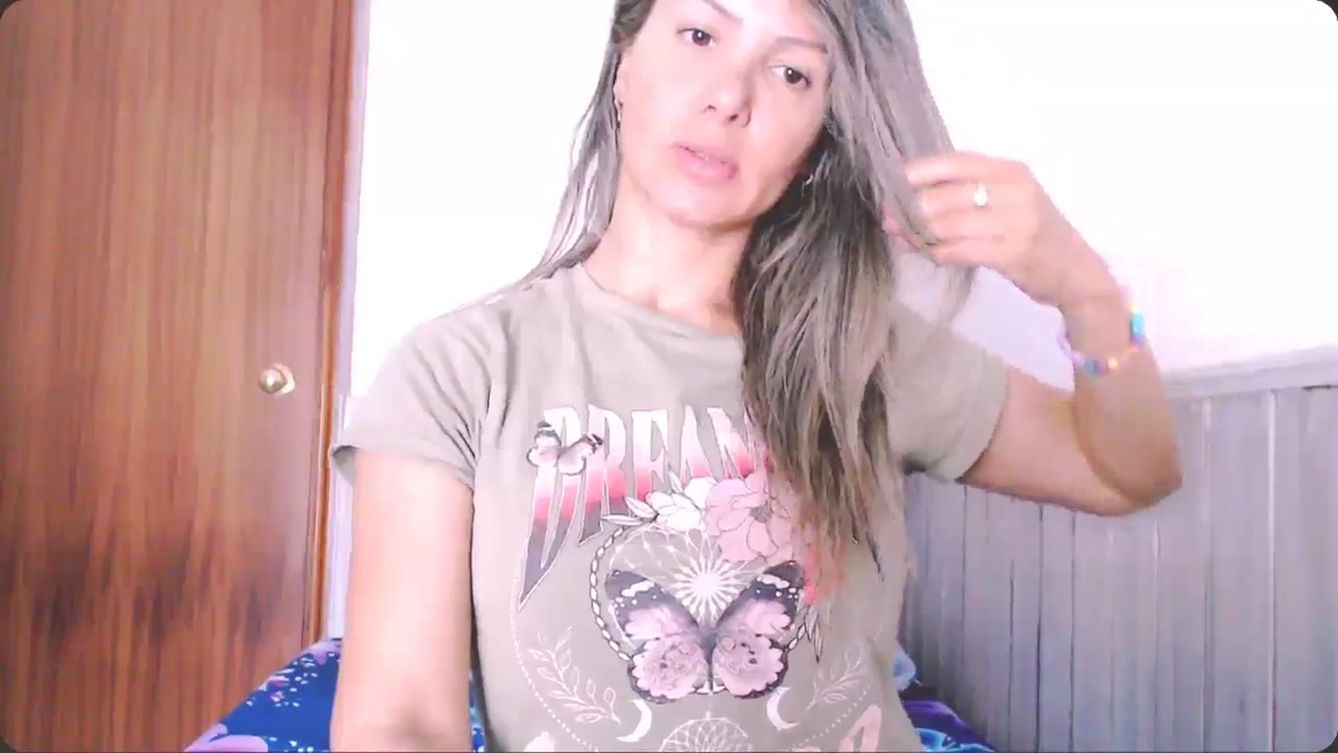 Gallery image thumbnail from SamantaRendon's myfreecams stream on, 06/07/2025, 09:24 image 5 of 20