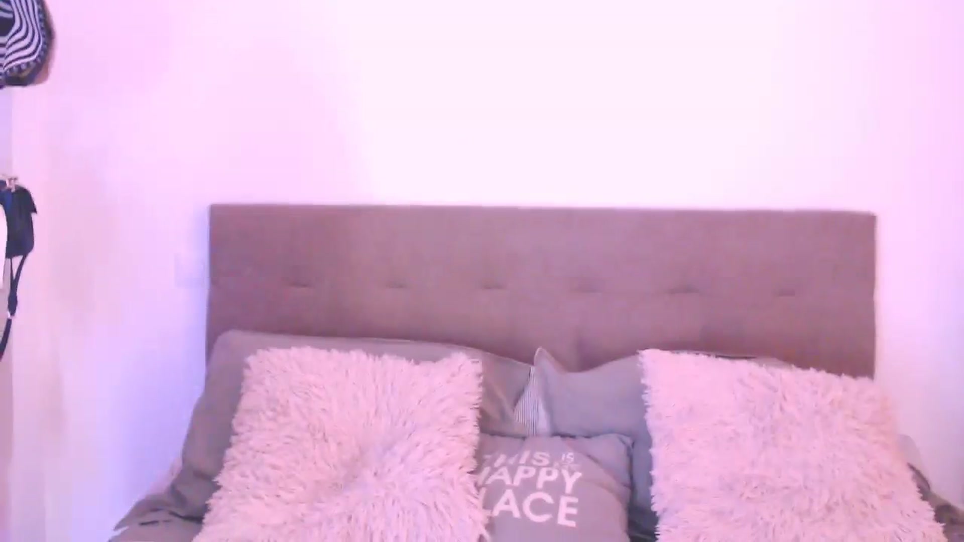 Gallery image thumbnail from SamantaRendon's myfreecams stream on, 10/01/2025, 21:16 image 4 of 20