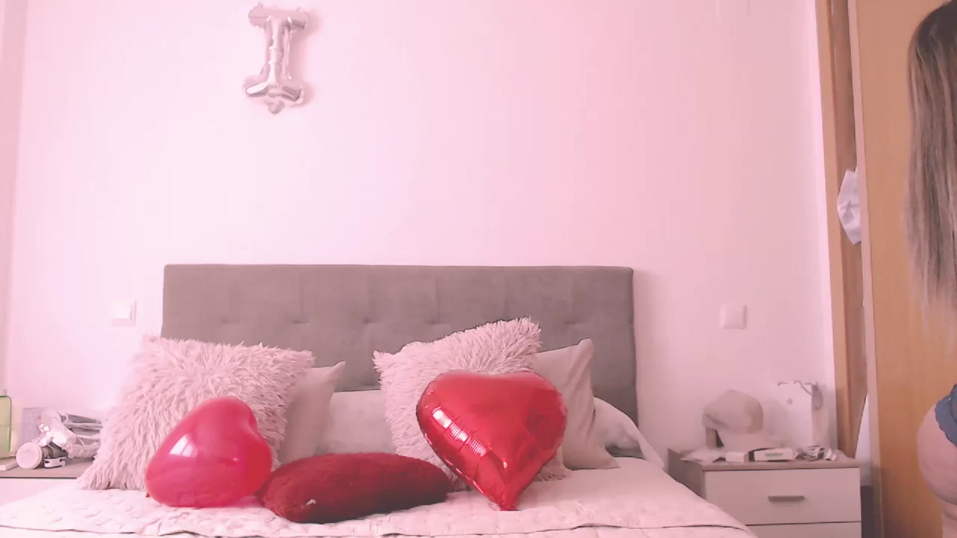 Gallery image thumbnail from SamantaRendon's myfreecams stream on, 02/15/2026, 11:23 image 4 of 20
