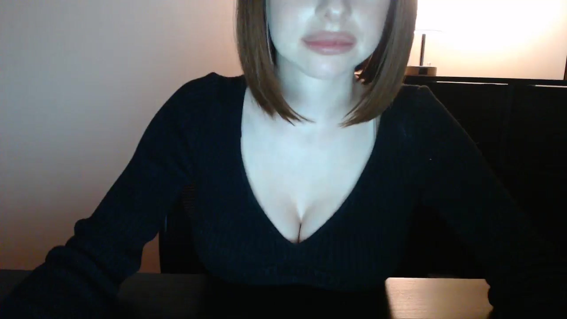 Gallery image thumbnail from Samanta_Luis's myfreecams stream on, 11/29/2024, 24:30 image 16 of 20