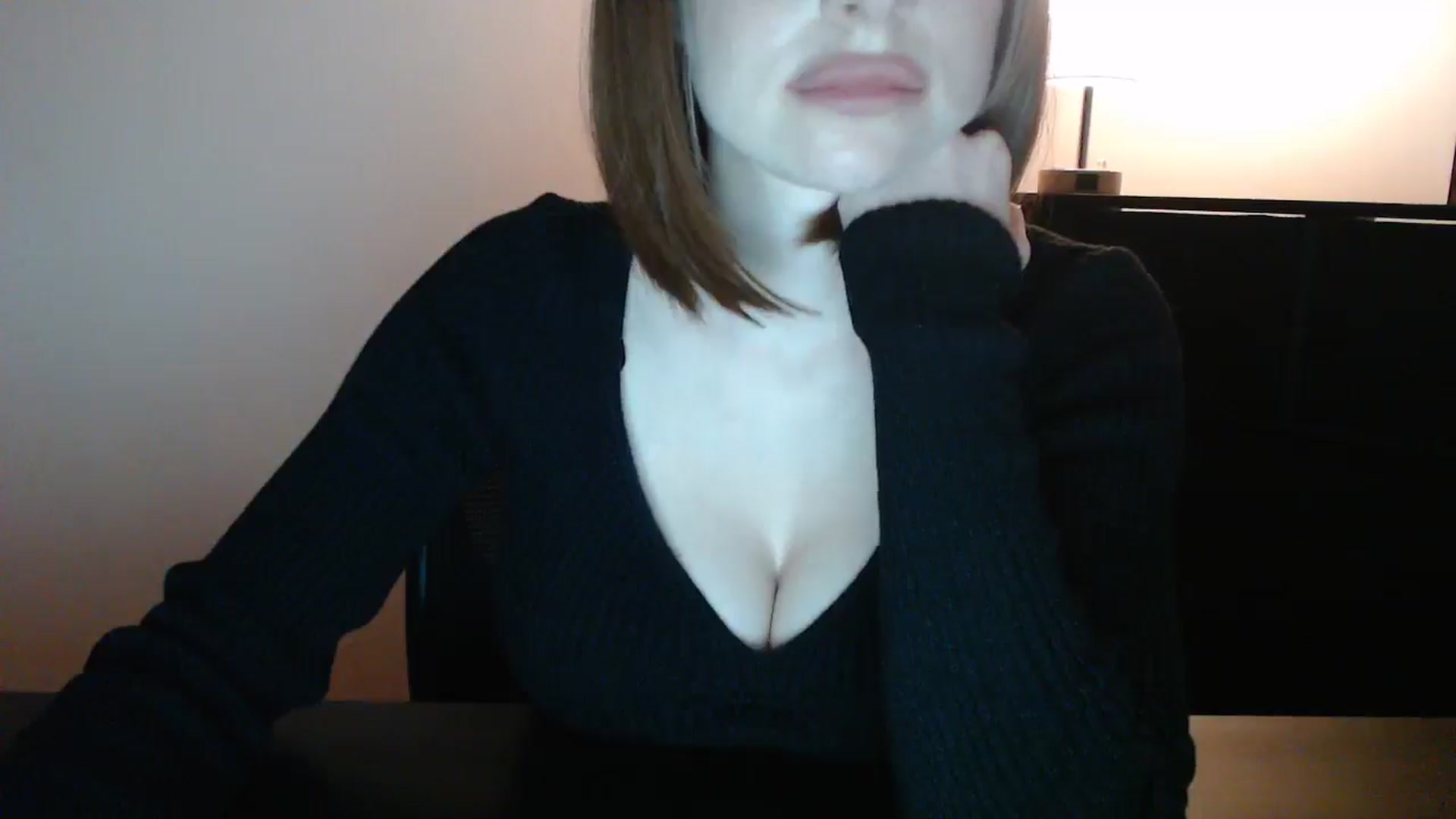 Gallery image thumbnail from Samanta_Luis's myfreecams stream on, 11/29/2024, 24:30 image 14 of 20