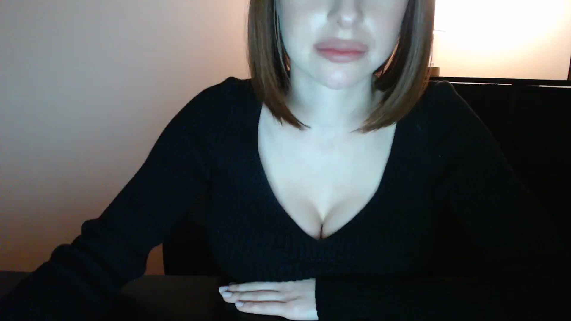 Gallery image thumbnail from Samanta_Luis's myfreecams stream on, 11/29/2024, 24:30 image 20 of 20