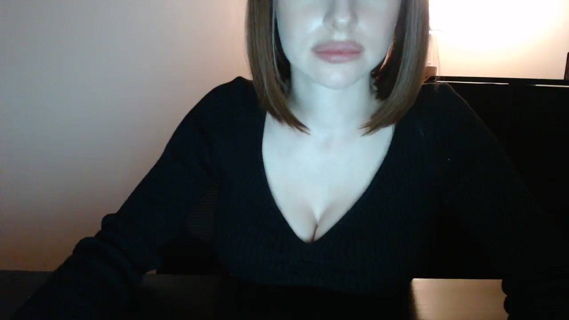Gallery image thumbnail from Samanta_Luis's myfreecams stream on, 11/29/2024, 24:30 image 10 of 20