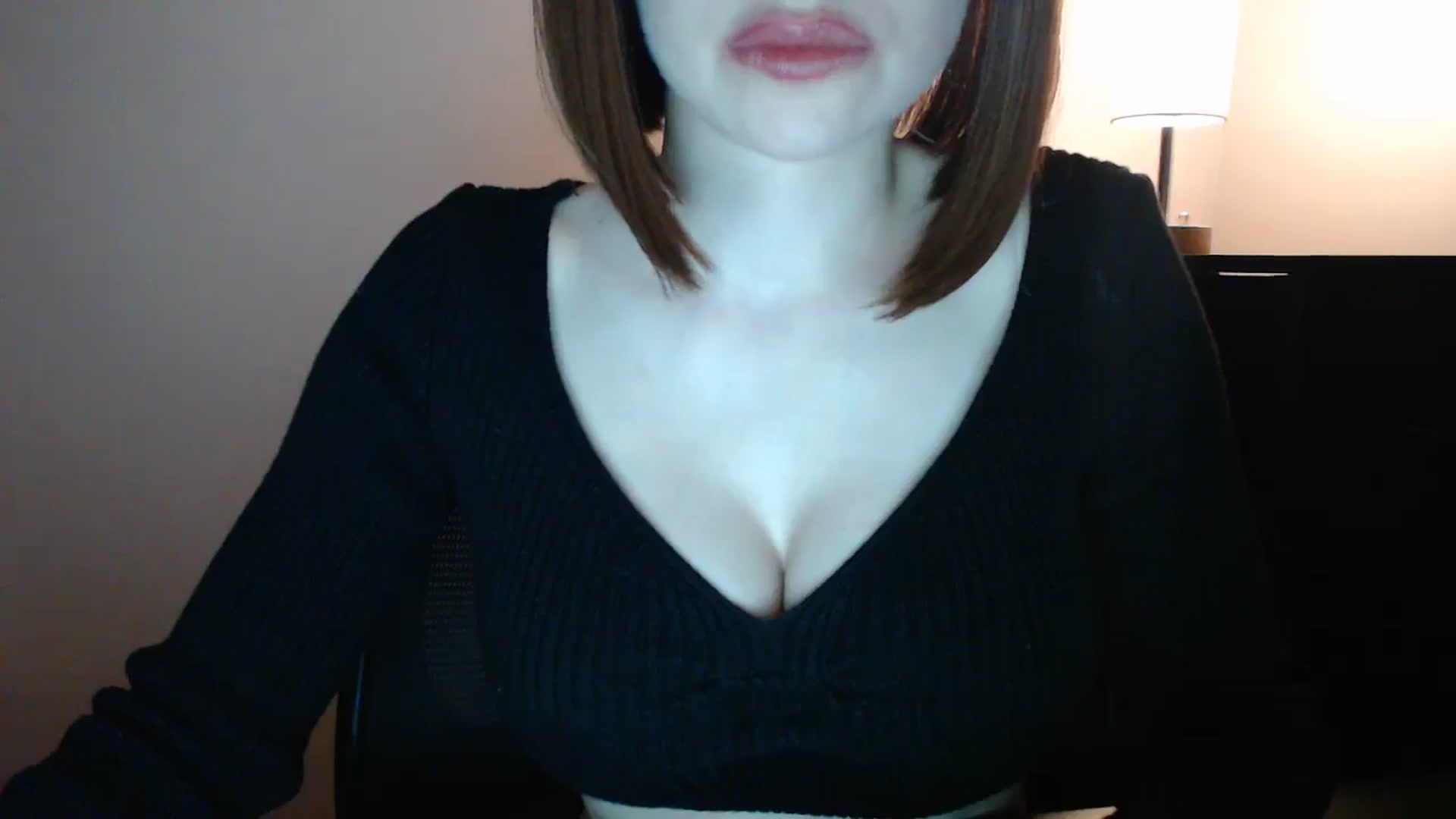 Gallery image thumbnail from Samanta_Luis's myfreecams stream on, 12/04/2024, 24:56 image 7 of 20