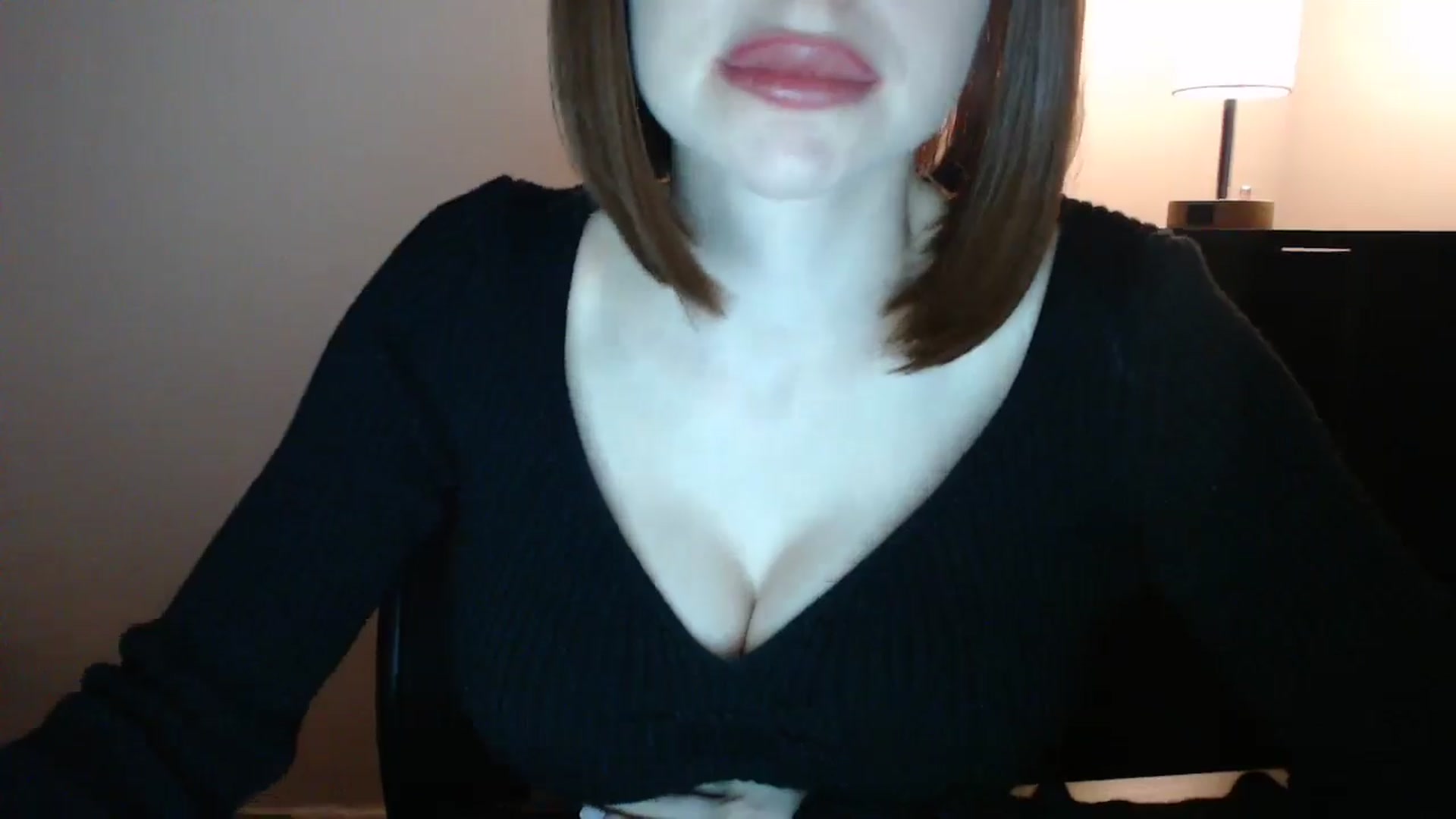 Gallery image thumbnail from Samanta_Luis's myfreecams stream on, 12/04/2024, 24:56 image 3 of 20