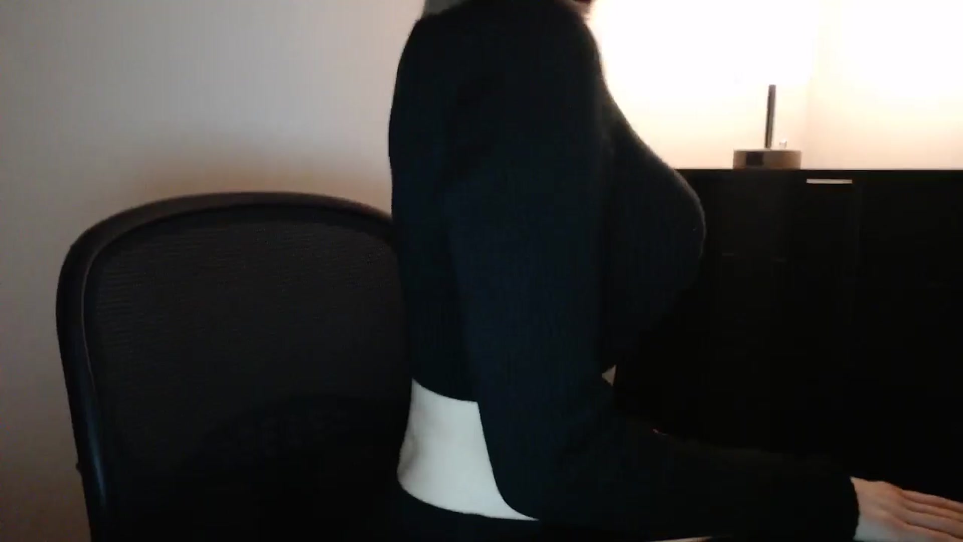 Gallery image thumbnail from Samanta_Luis's myfreecams stream on, 12/04/2024, 24:56 image 6 of 20