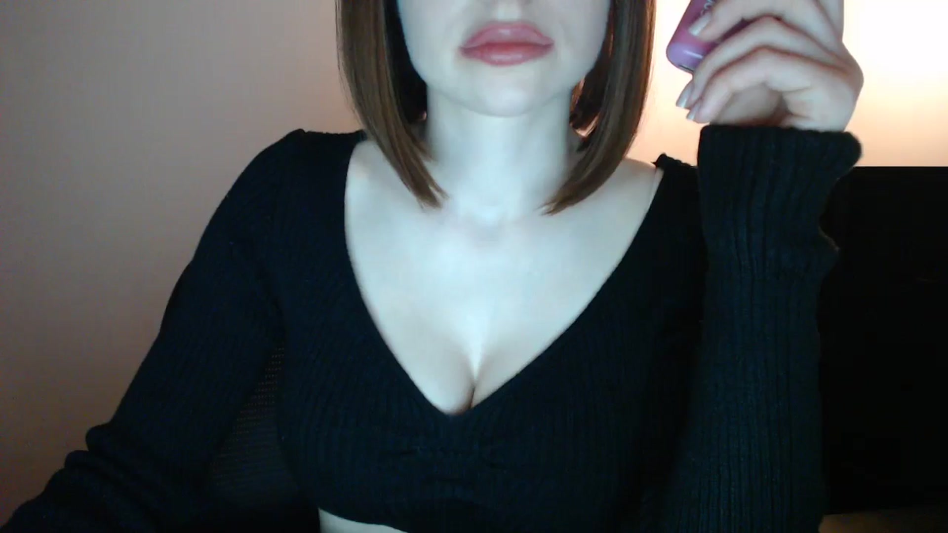 Gallery image thumbnail from Samanta_Luis's myfreecams stream on, 12/04/2024, 24:56 image 8 of 20