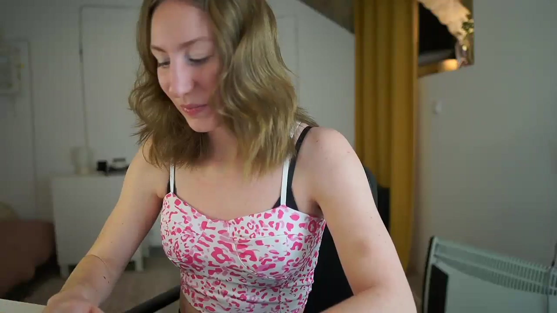 Gallery image thumbnail from Samantha_Snt's myfreecams stream on, 02/07/2024, 09:59 image 4 of 20