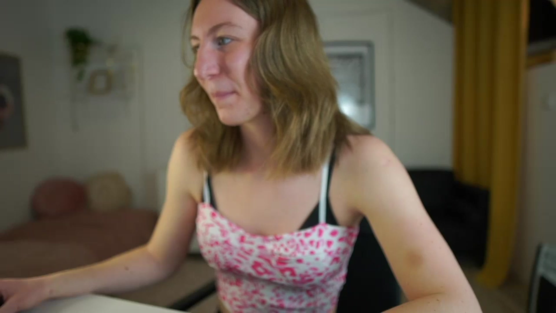 Gallery image thumbnail from Samantha_Snt's myfreecams stream on, 02/07/2024, 13:56 image 2 of 20