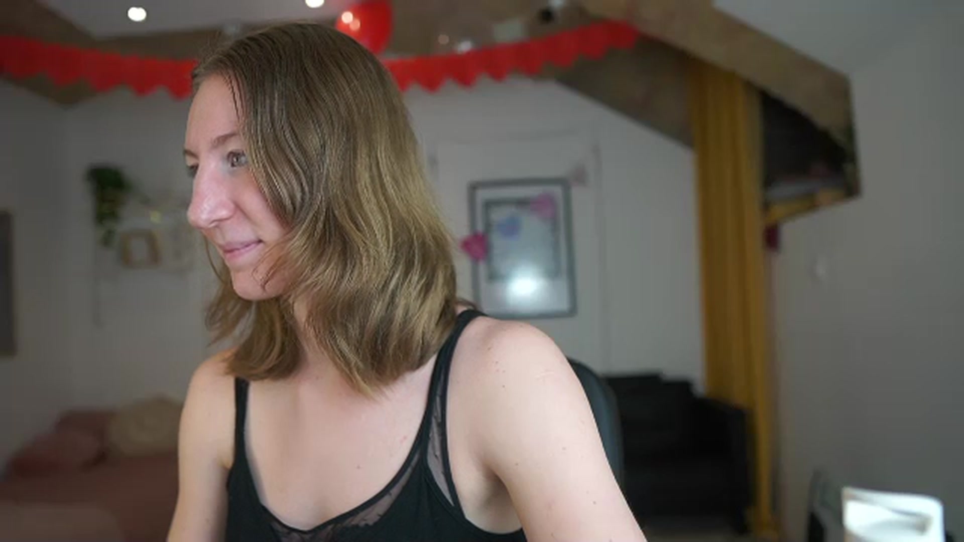 Gallery image thumbnail from Samantha_Snt's myfreecams stream on, 02/17/2024, 12:59 image 18 of 20