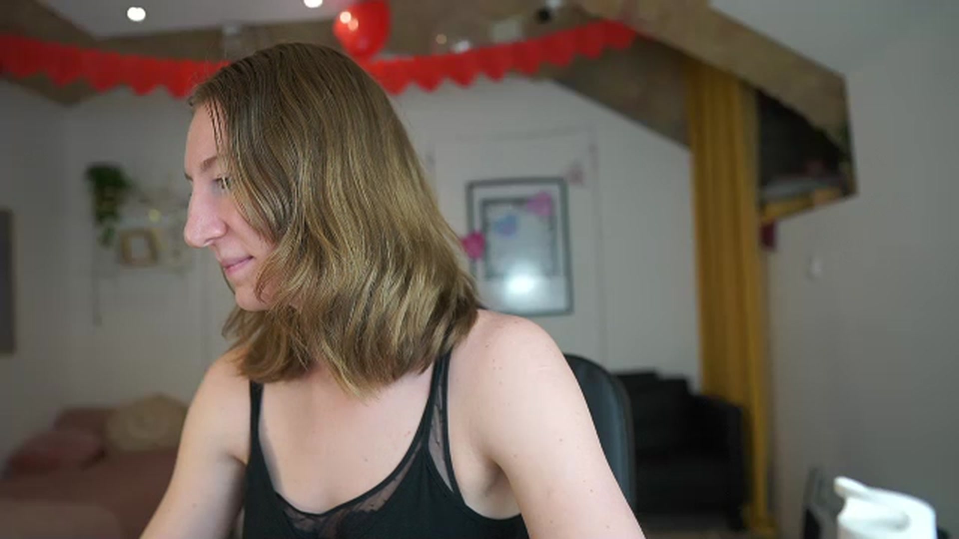 Gallery image thumbnail from Samantha_Snt's myfreecams stream on, 02/17/2024, 12:59 image 5 of 20