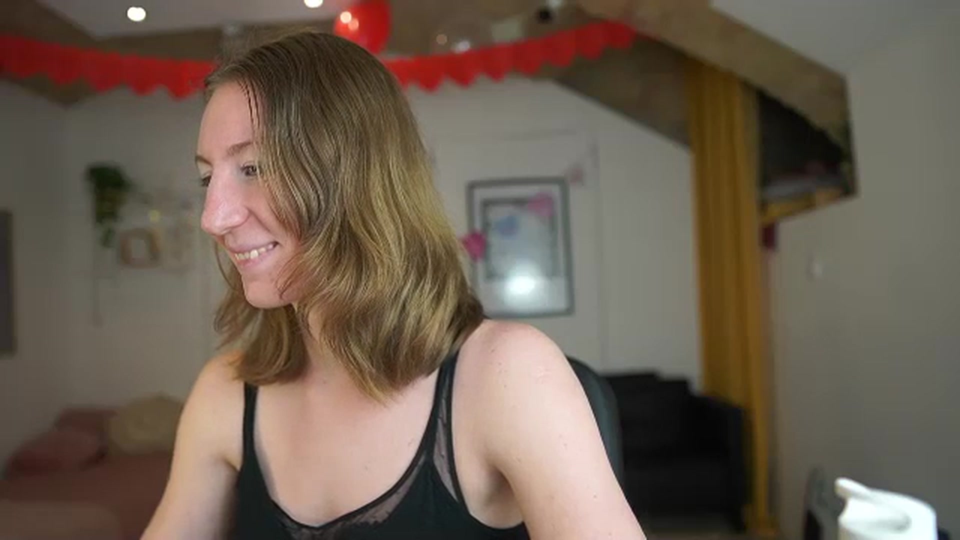 Gallery image thumbnail from Samantha_Snt's myfreecams stream on, 02/17/2024, 12:59 image 8 of 20